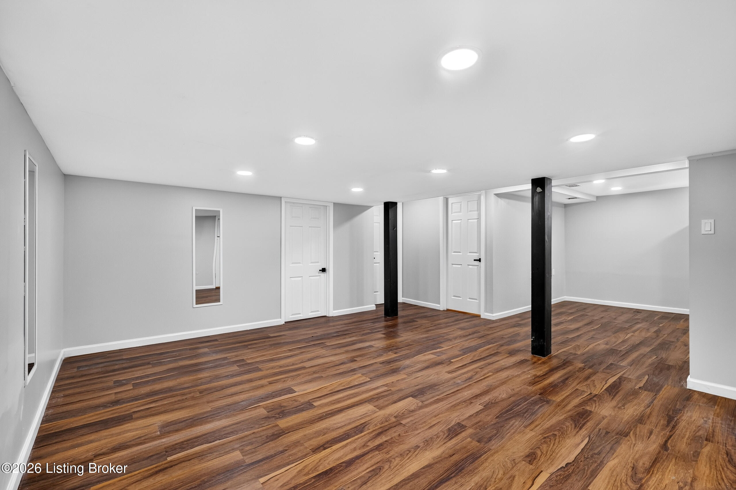 3009 Teakwood Cir