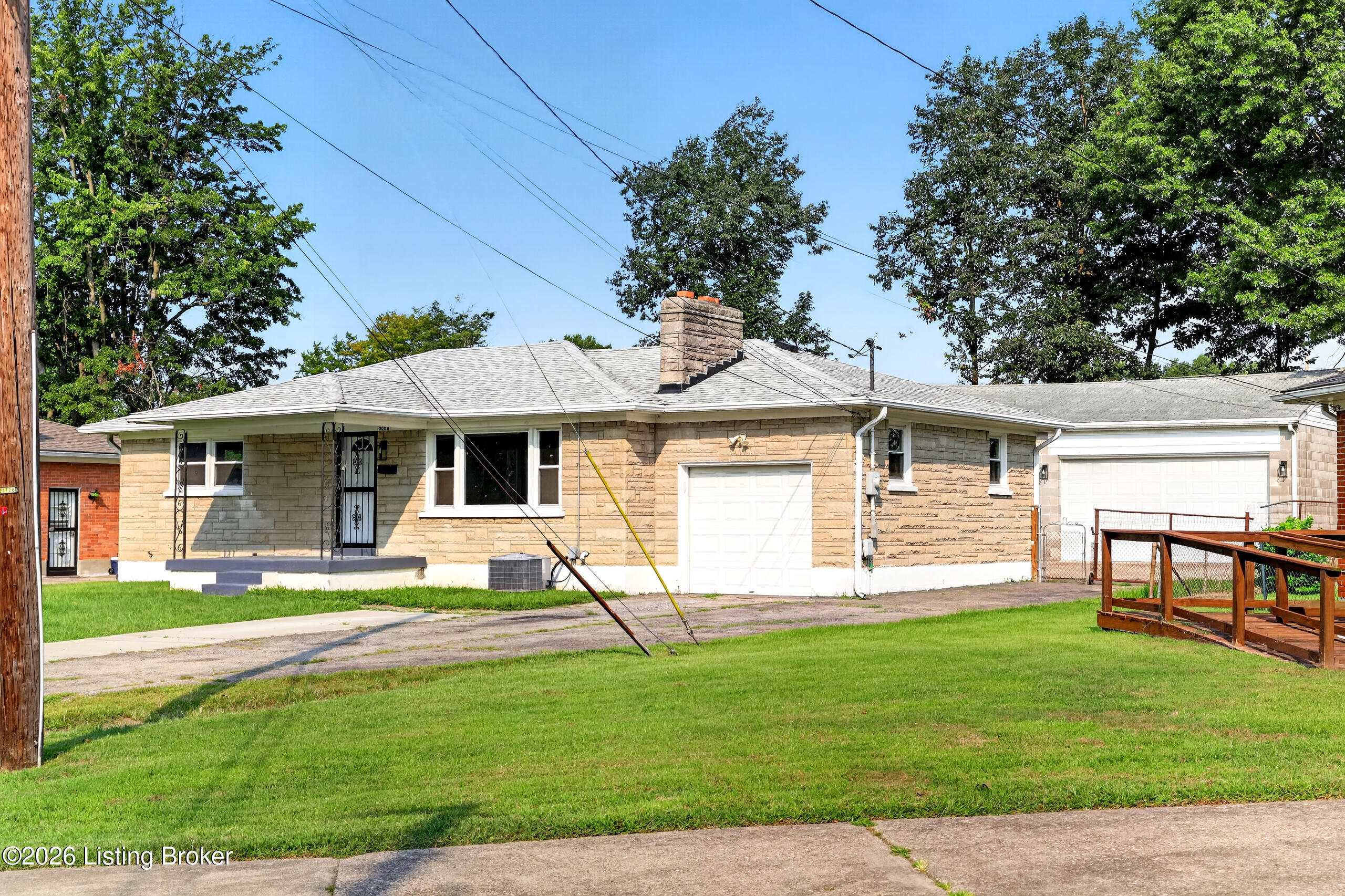 3009 Teakwood Cir