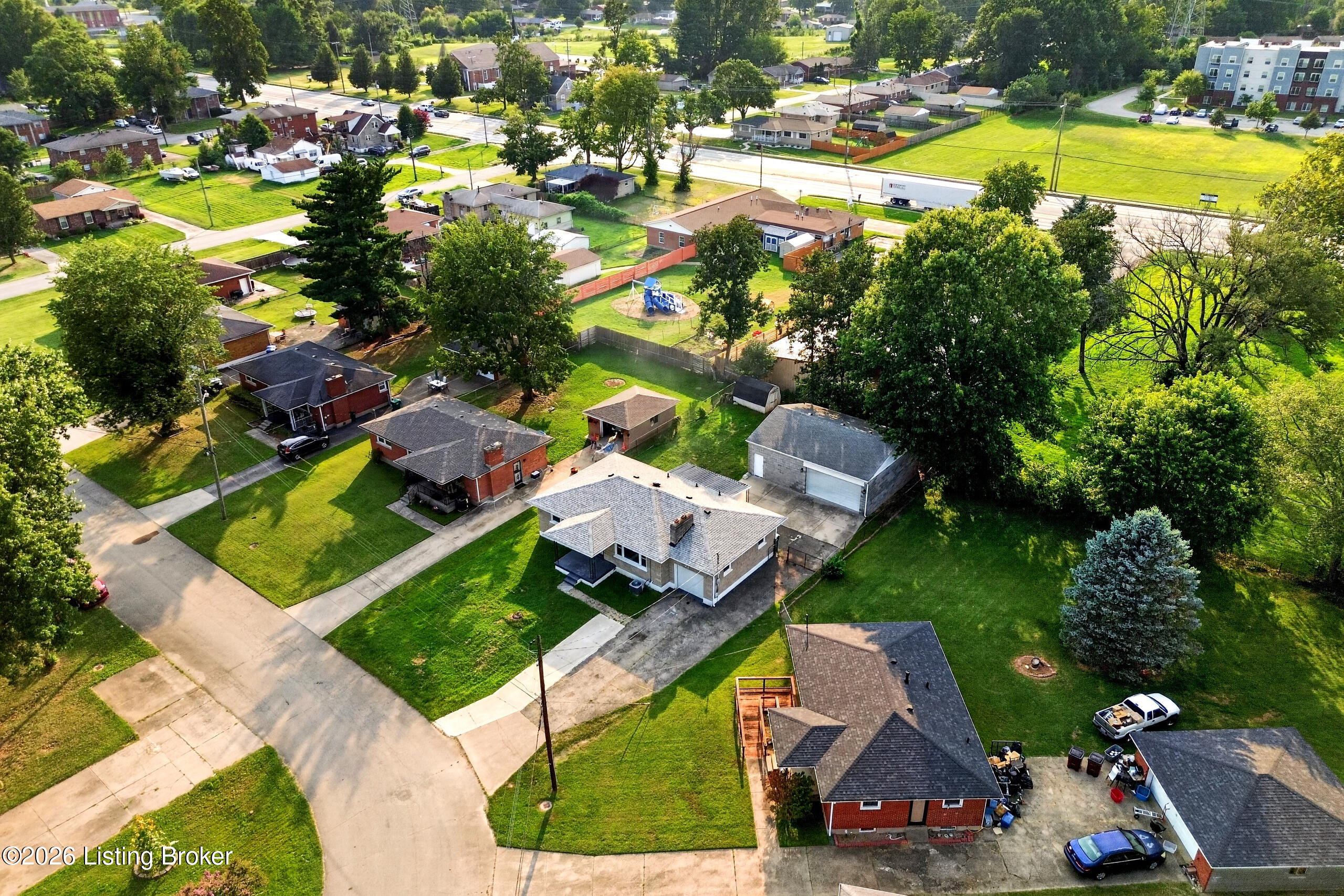 3009 Teakwood Cir