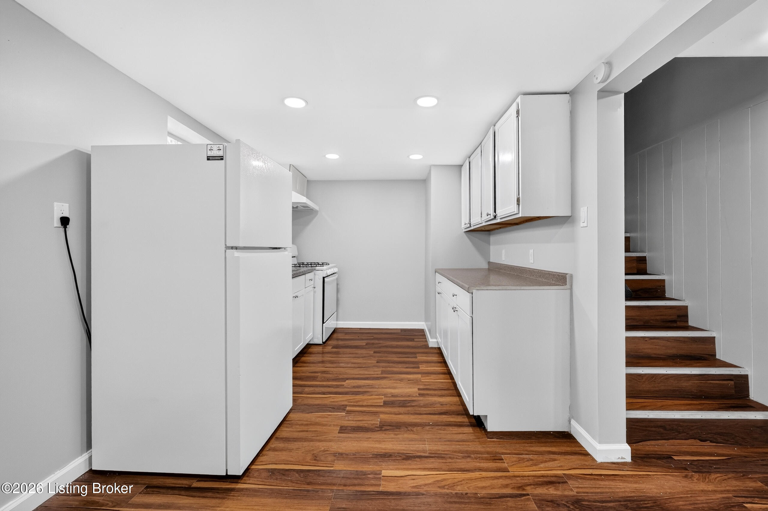 3009 Teakwood Cir