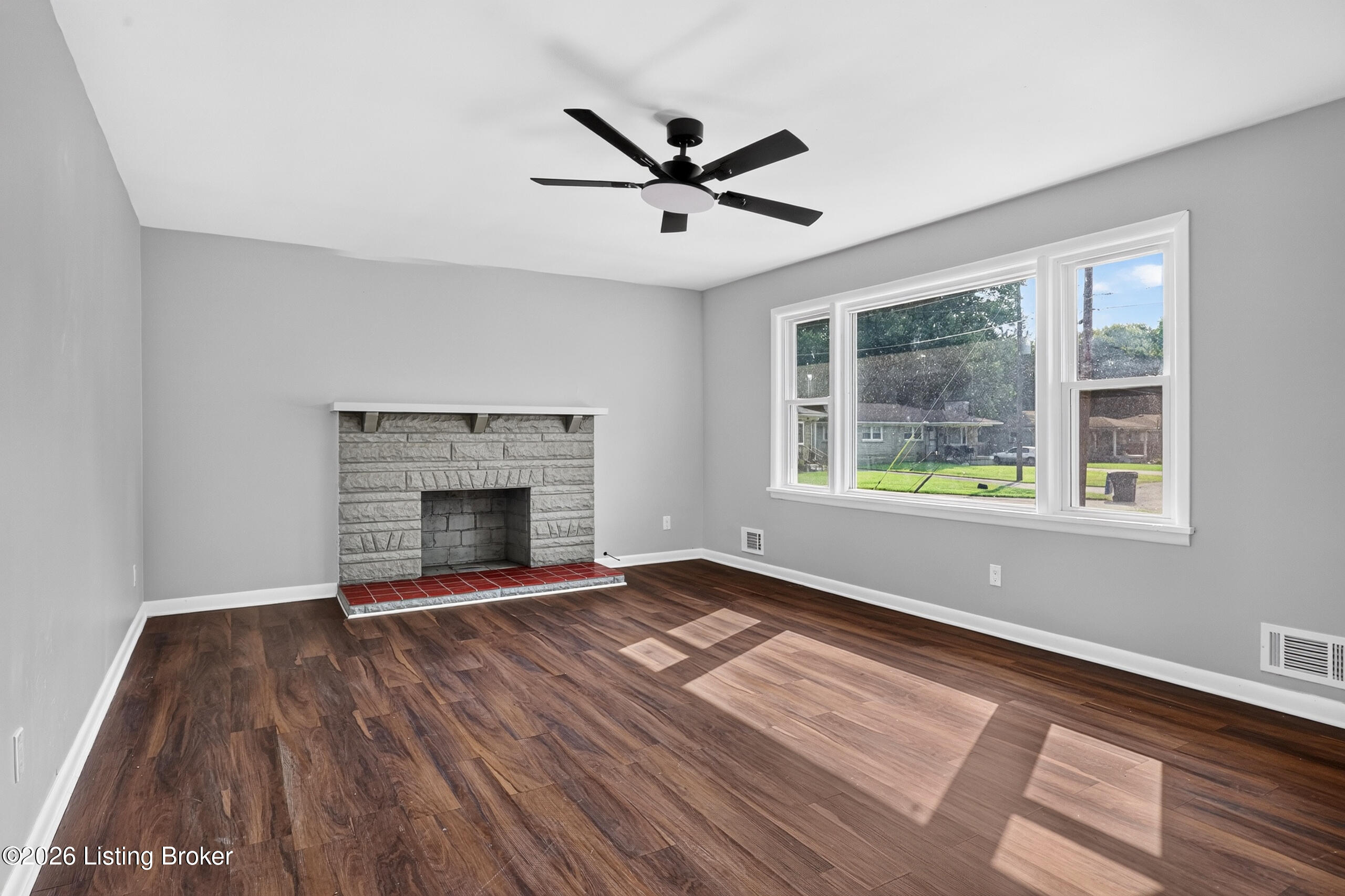3009 Teakwood Cir