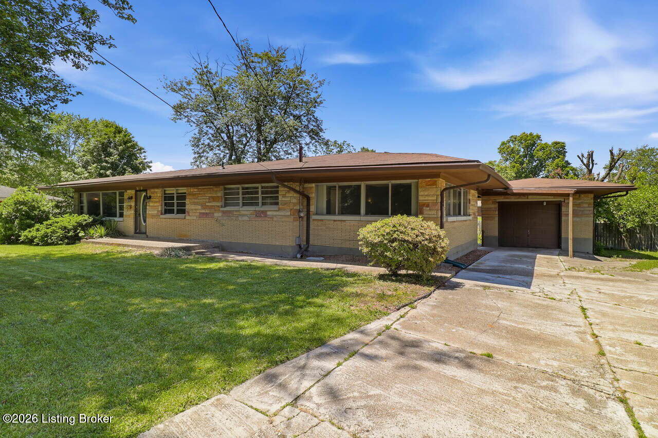 5739 Dorinda Dr
