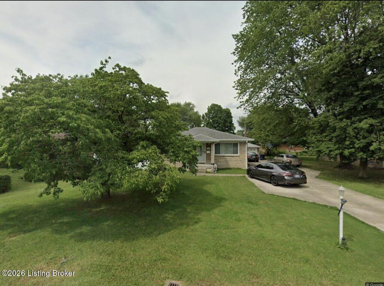 2605 Ralph Ave