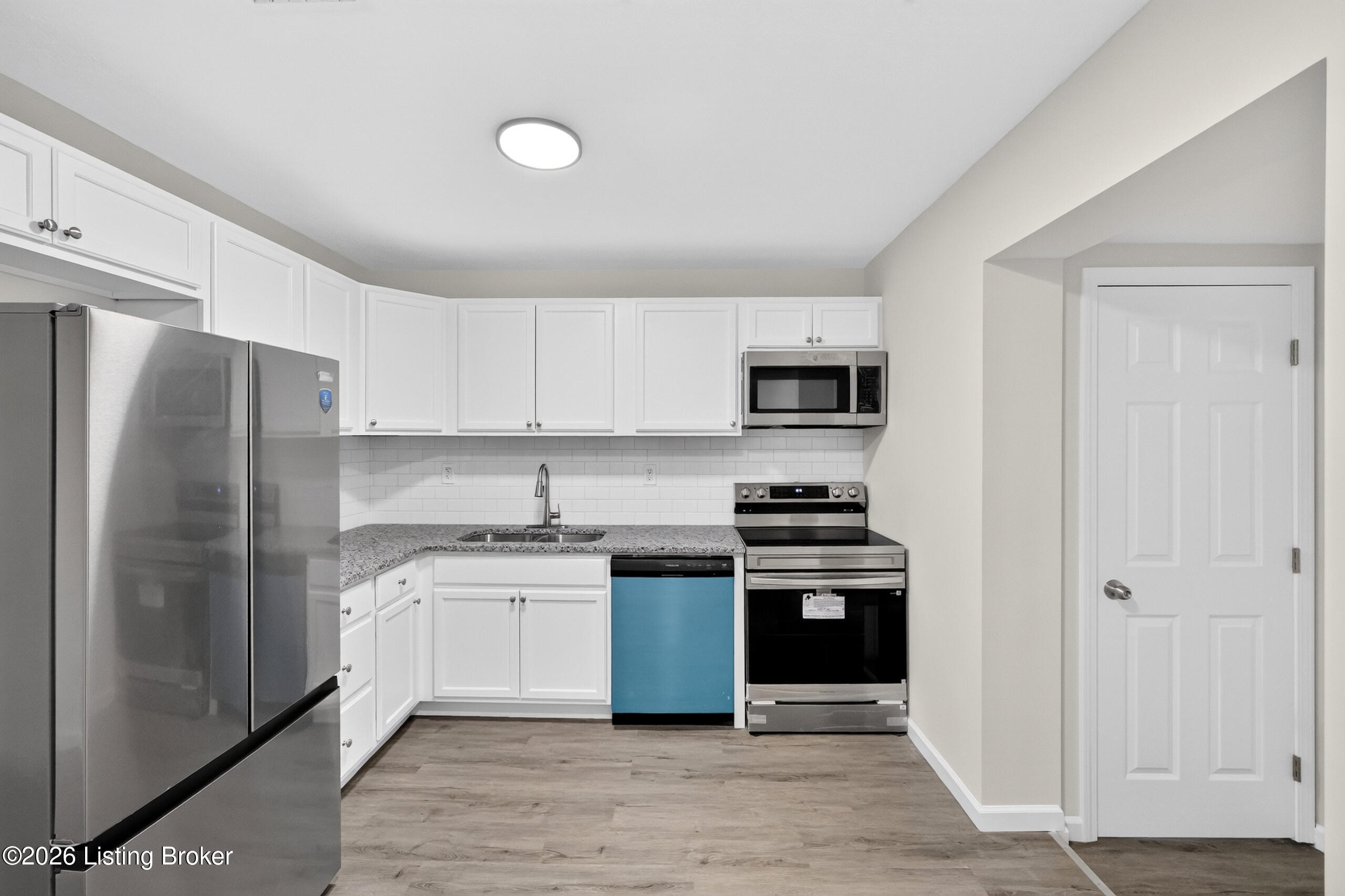 9817 Saturn Dr