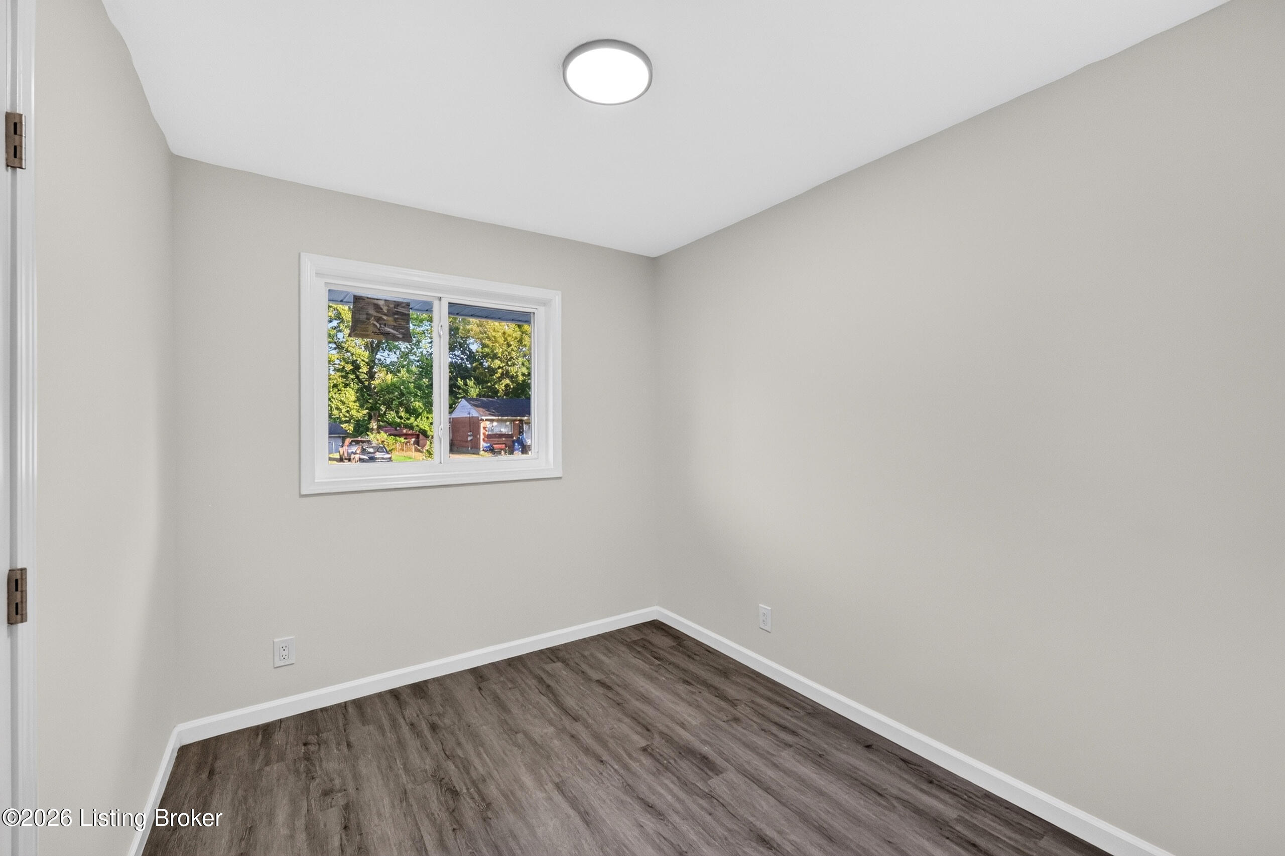 9817 Saturn Dr