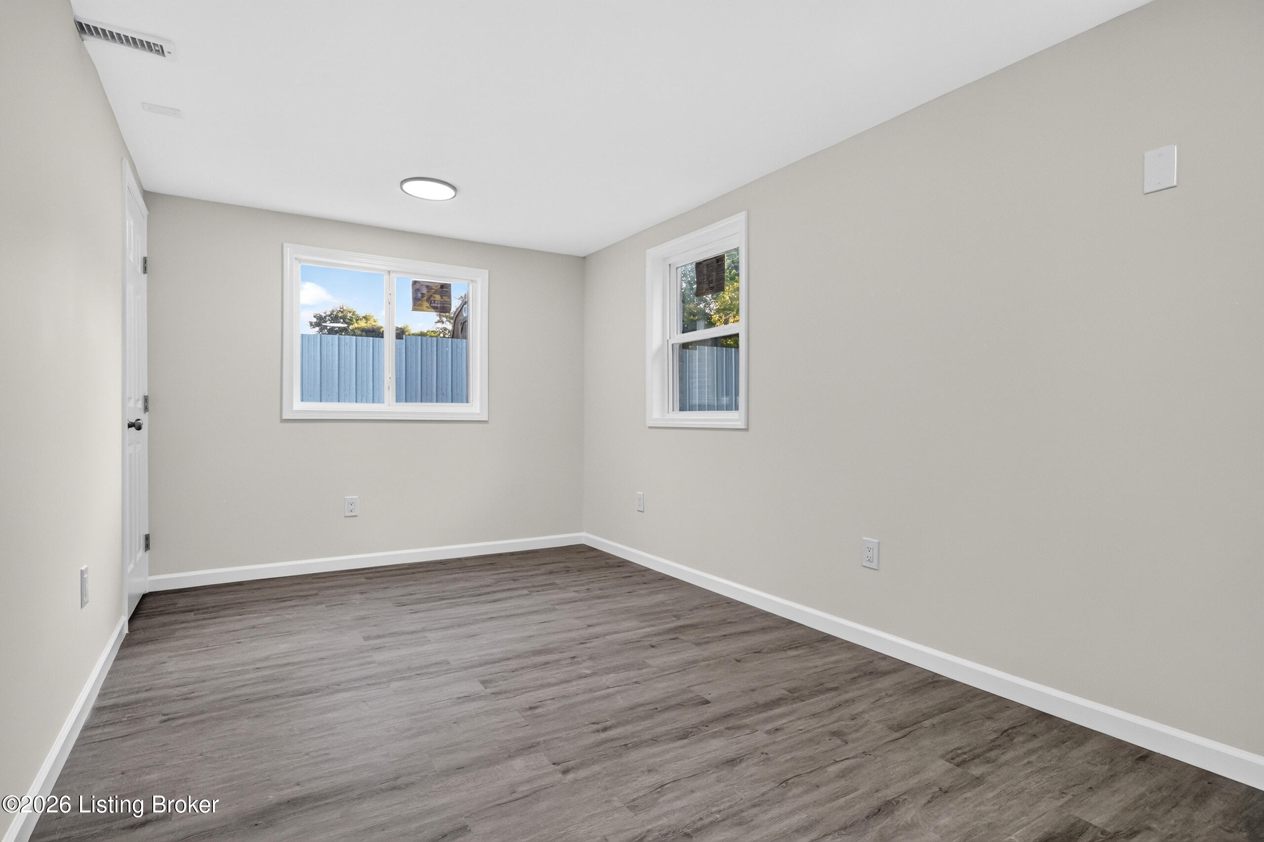 9817 Saturn Dr