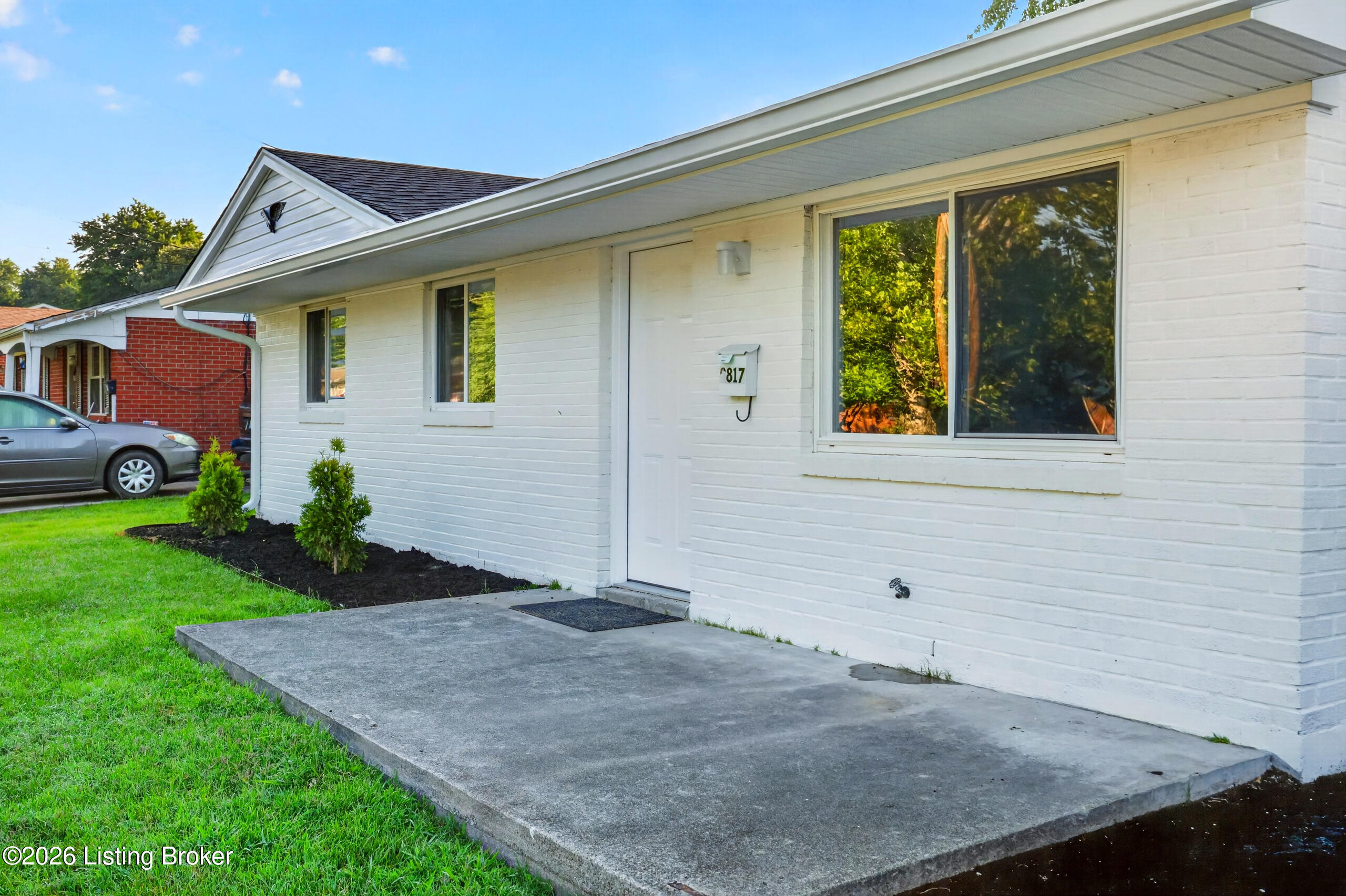 9817 Saturn Dr