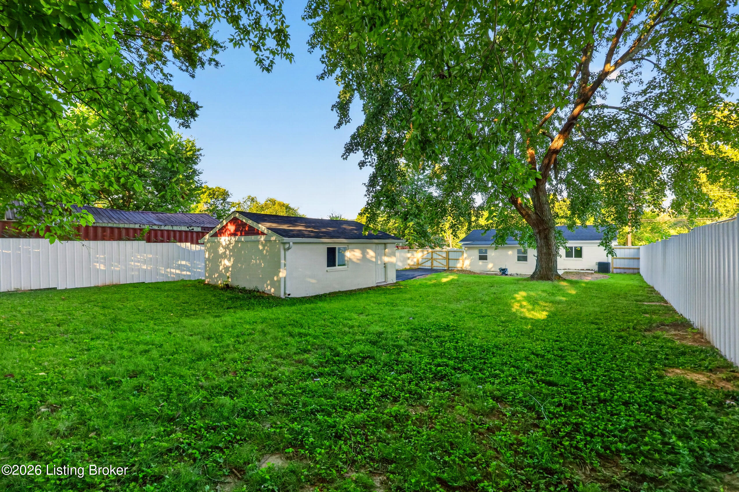 9817 Saturn Dr