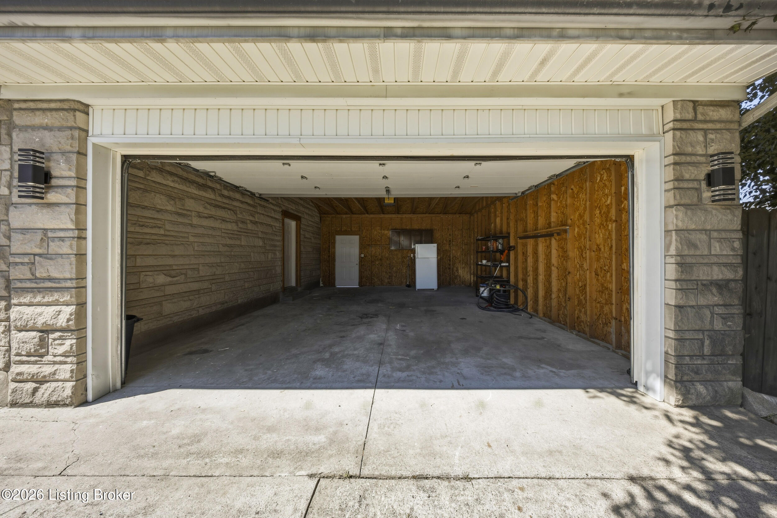 109 N Circlecrest Dr