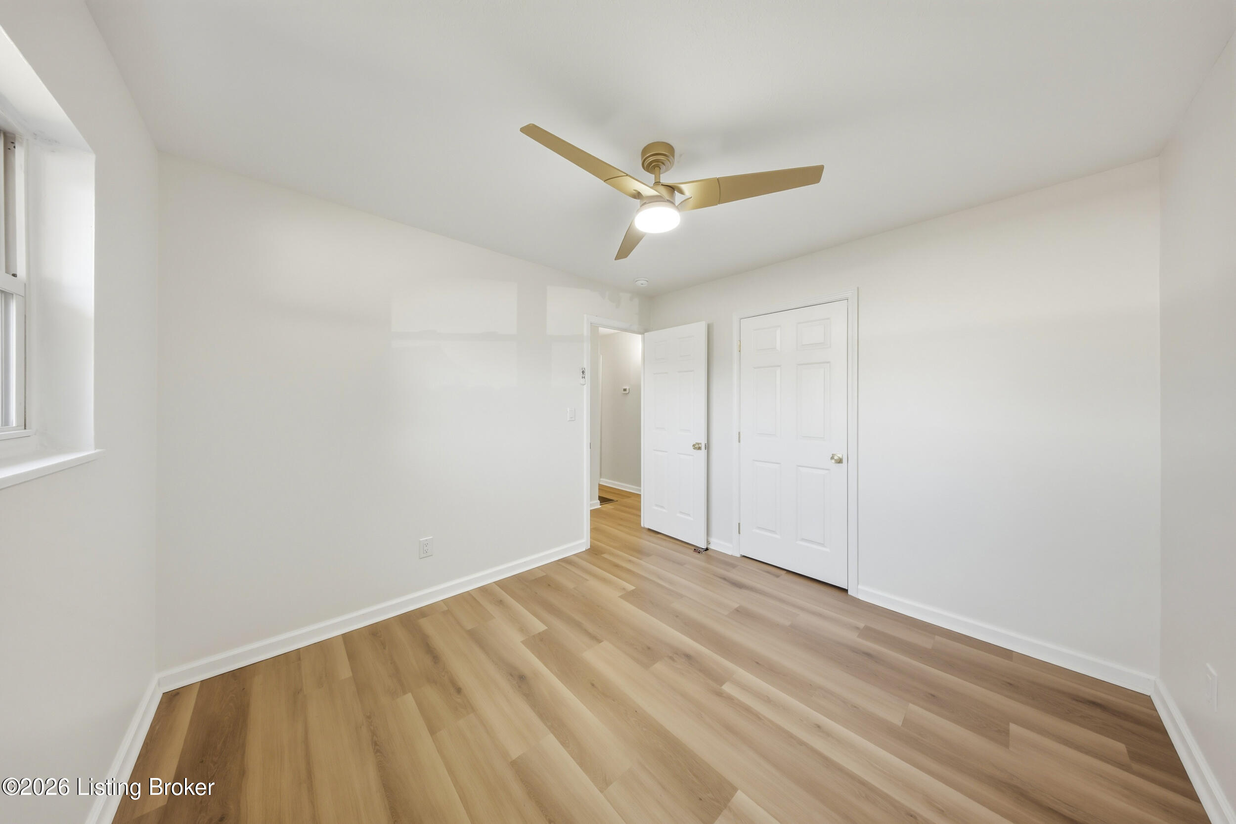 109 N Circlecrest Dr