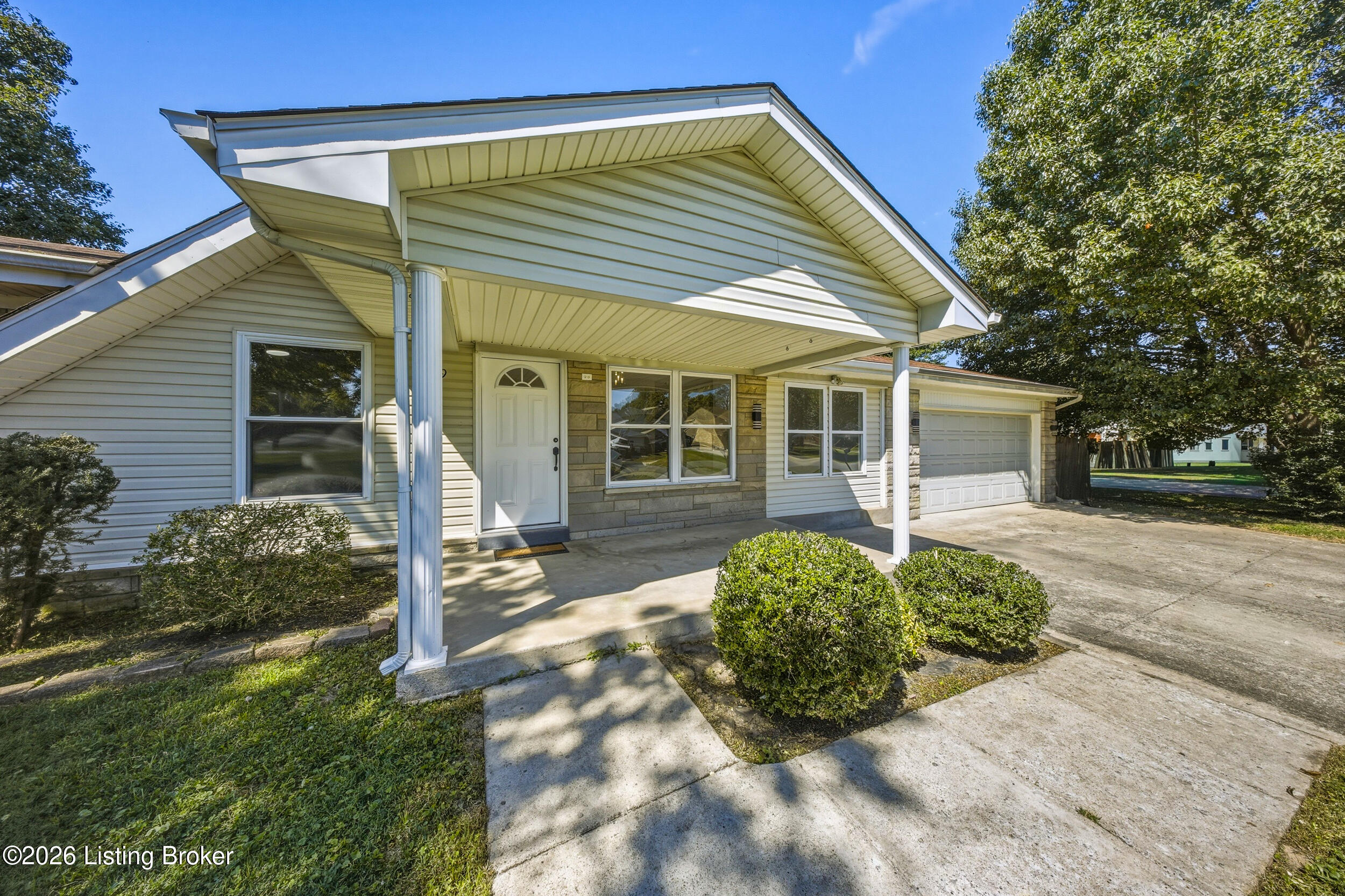 109 N Circlecrest Dr