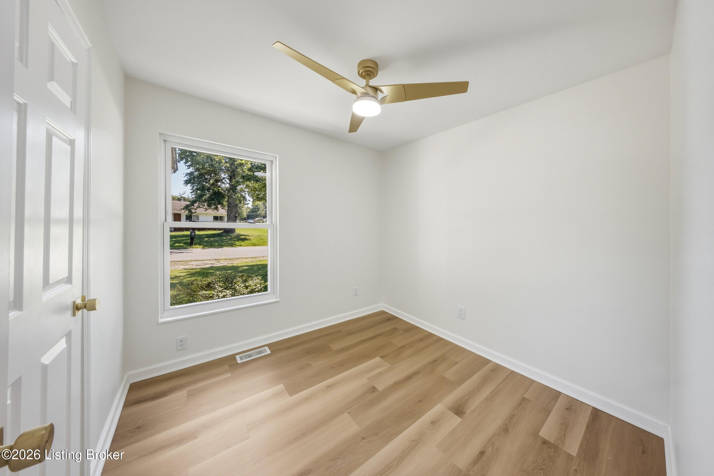 109 N Circlecrest Dr