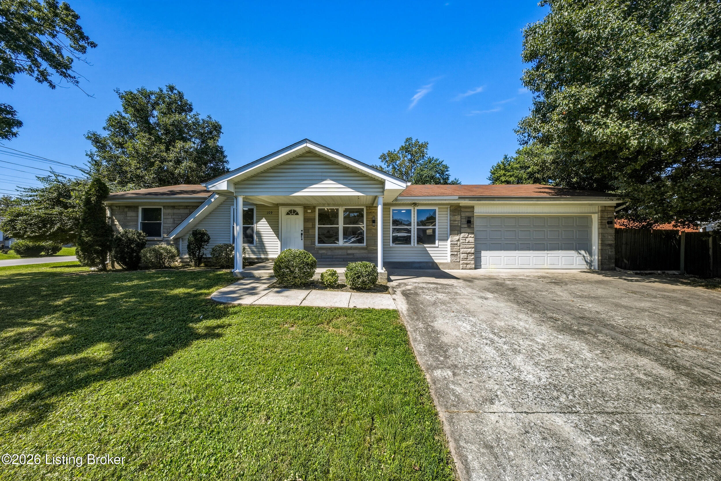109 N Circlecrest Dr