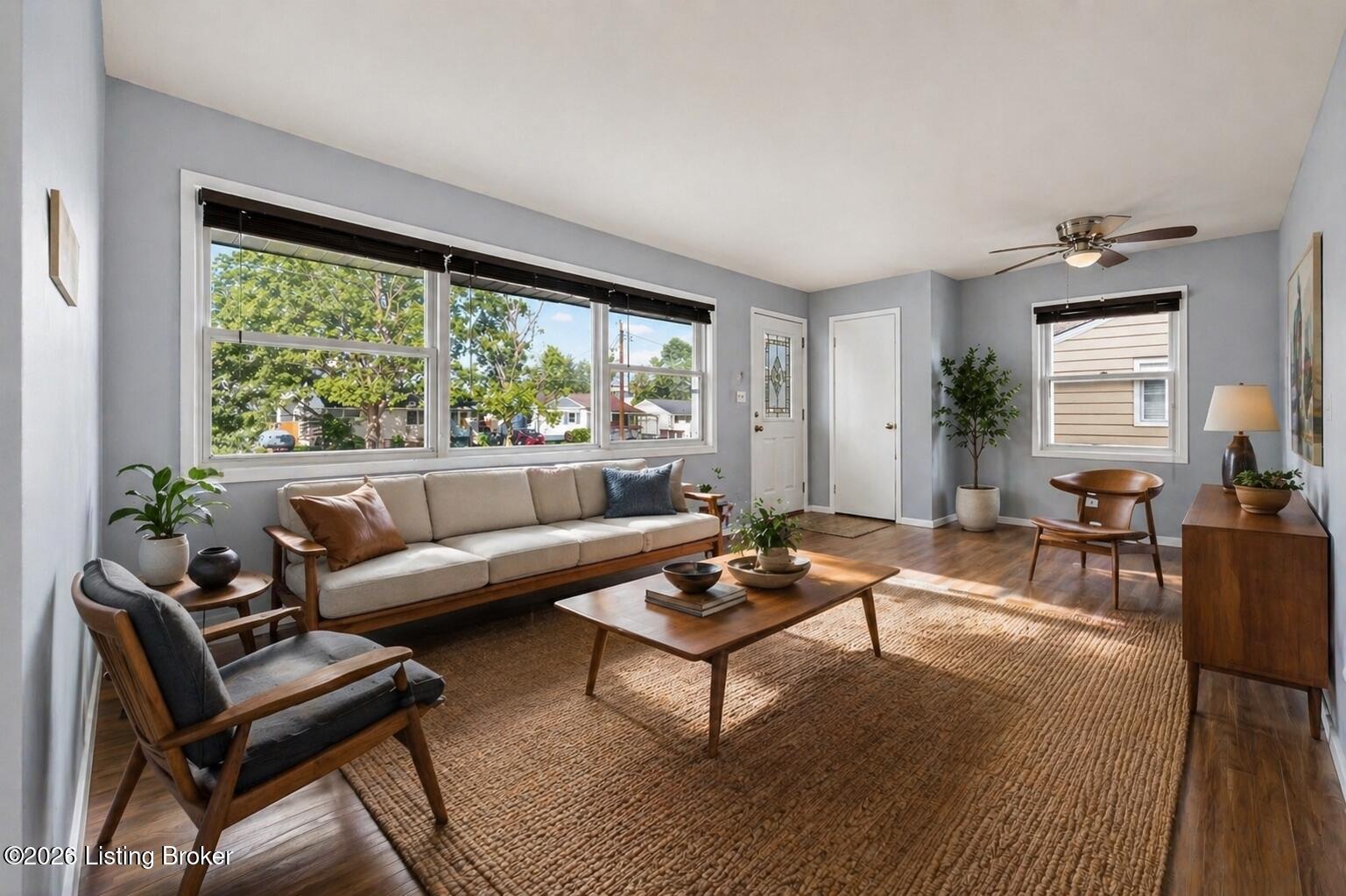 330 E Southside Ct