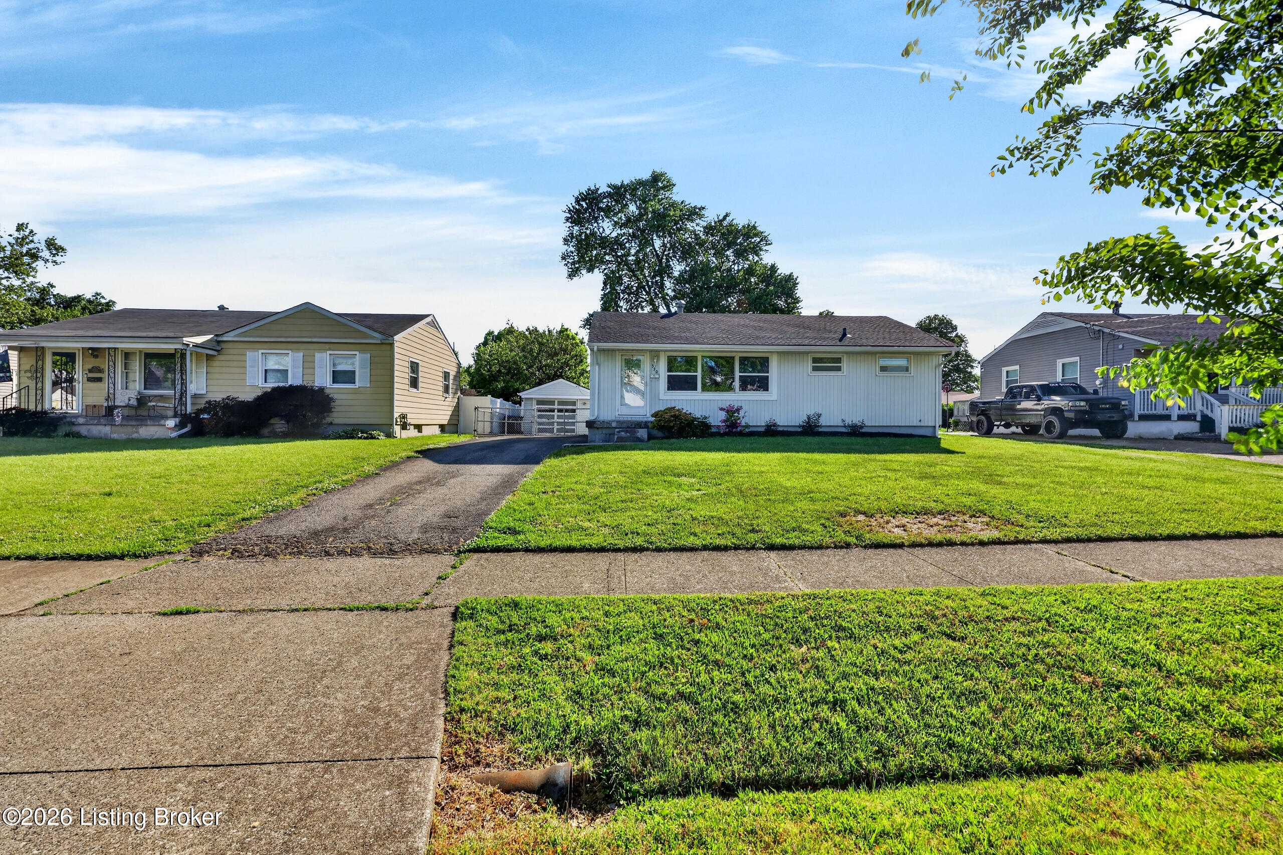 330 E Southside Ct