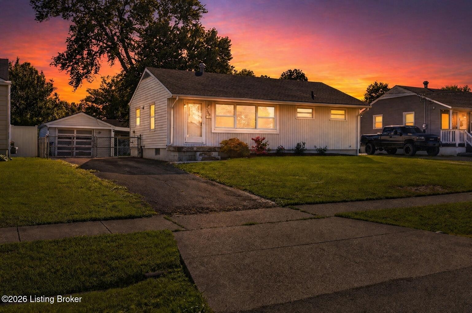 330 E Southside Ct