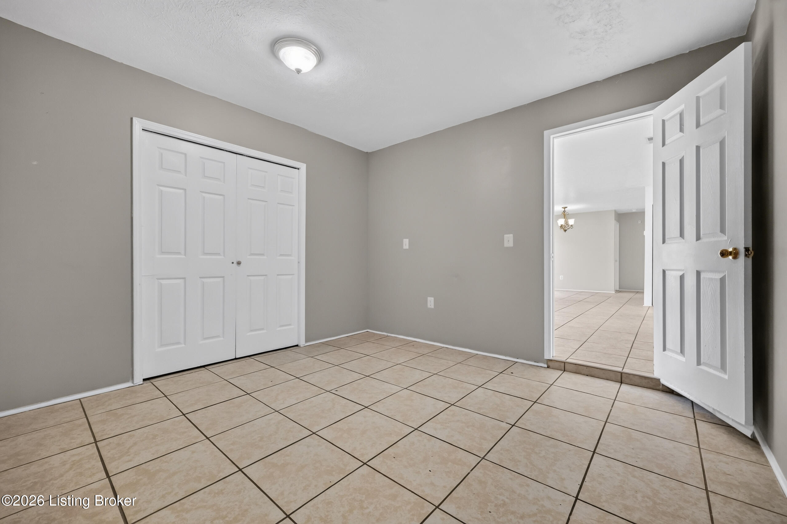 9510 Shoshone Way