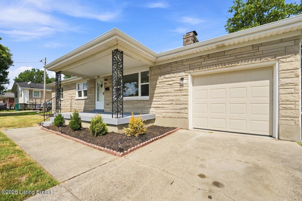 6211 Maywick Rd