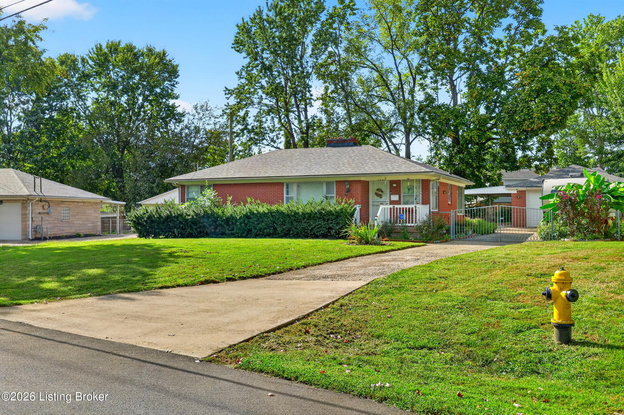 1906 Lampter St