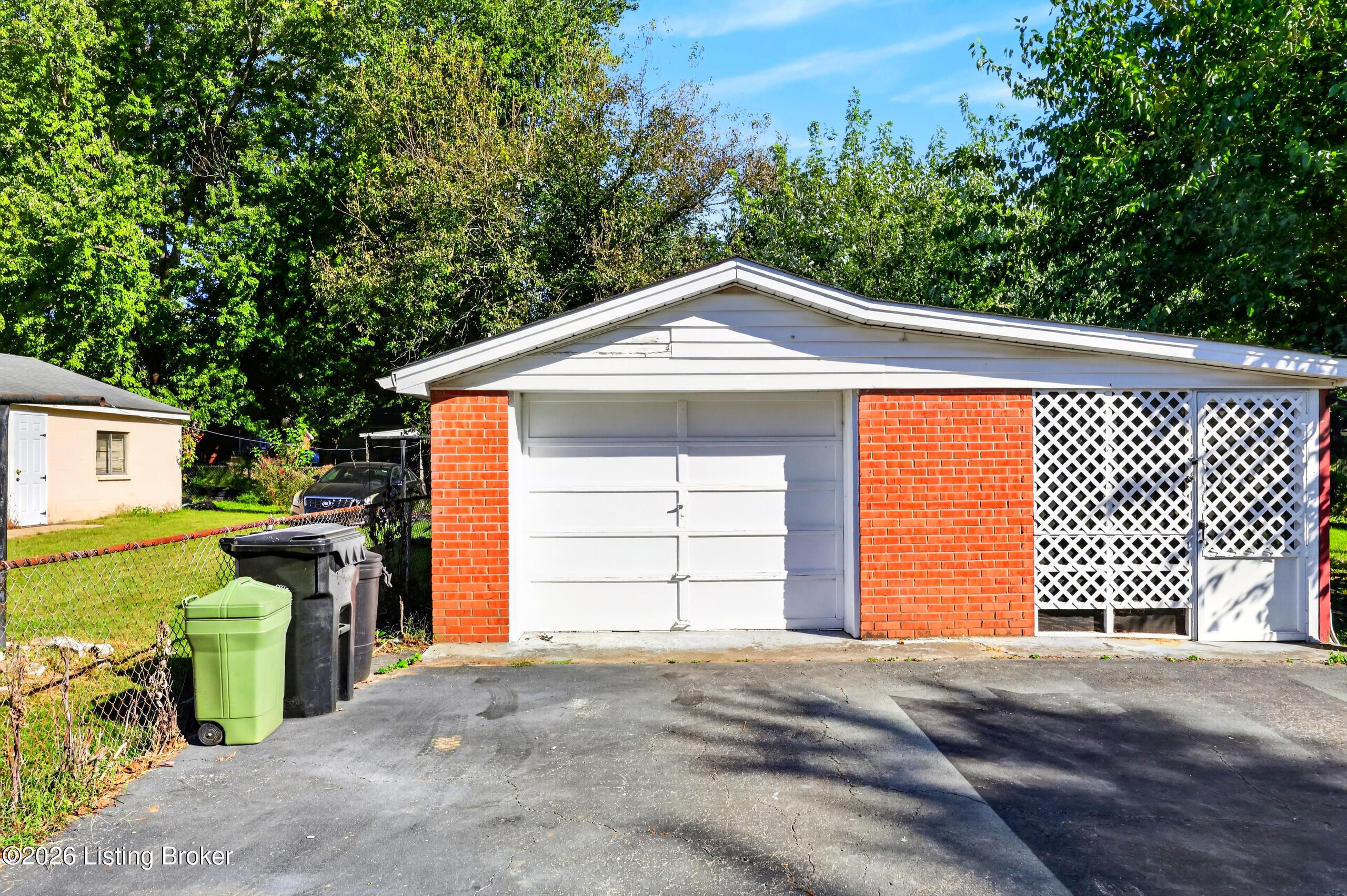9511 Titan Dr