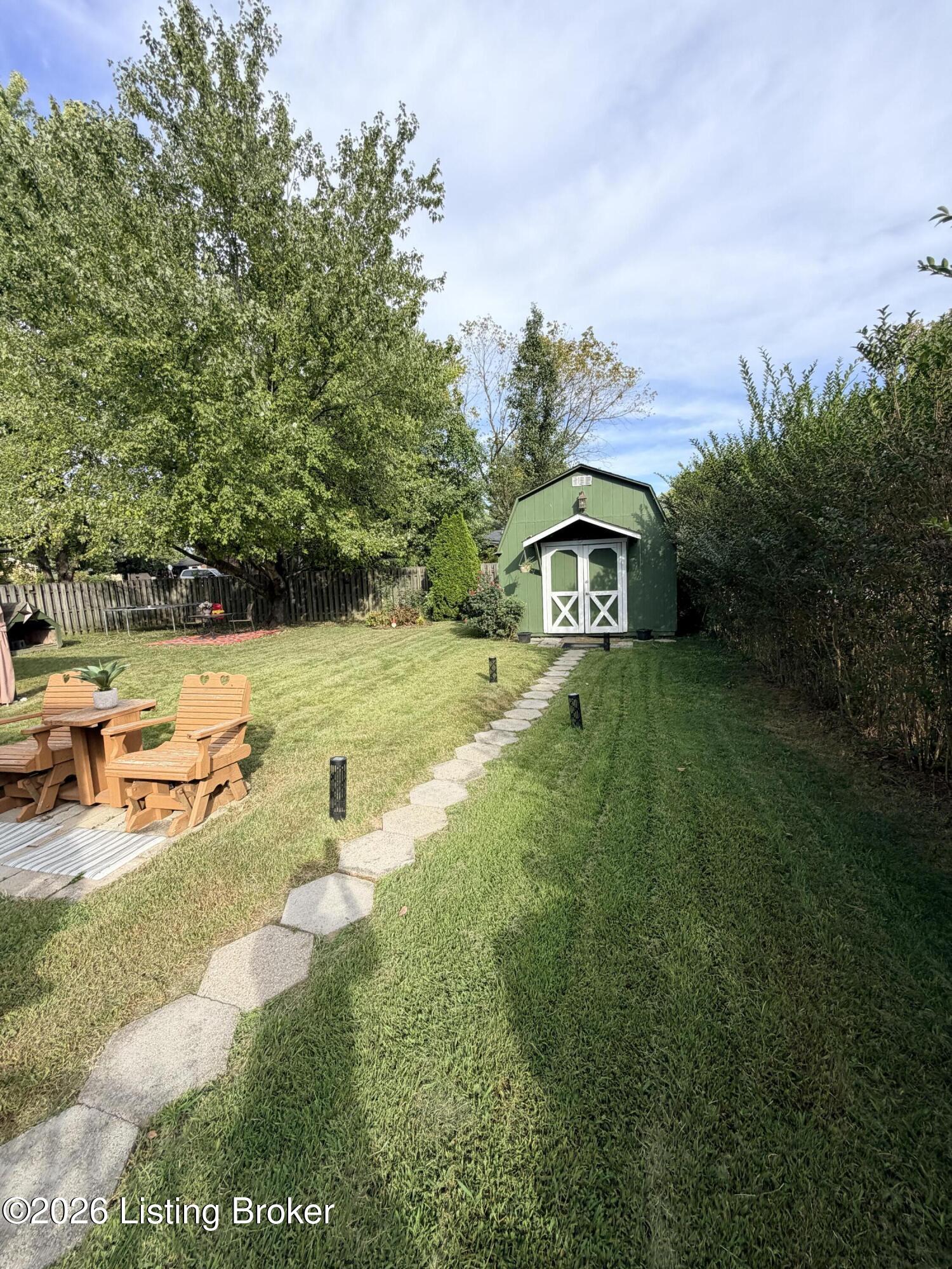 11003 Lanette Ct