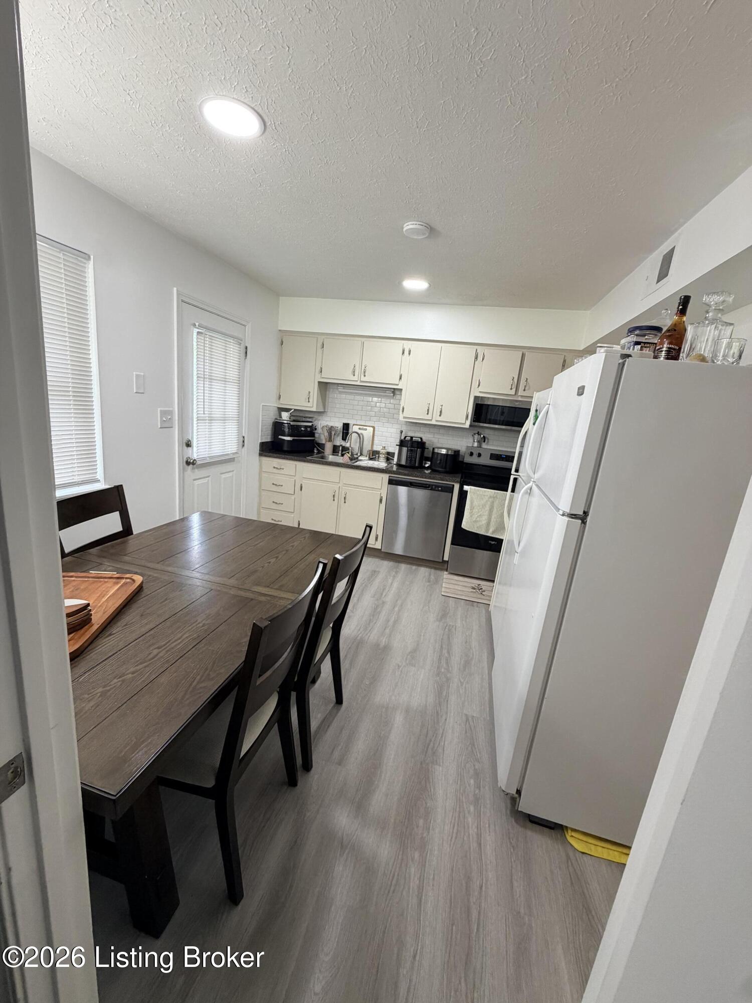 11003 Lanette Ct