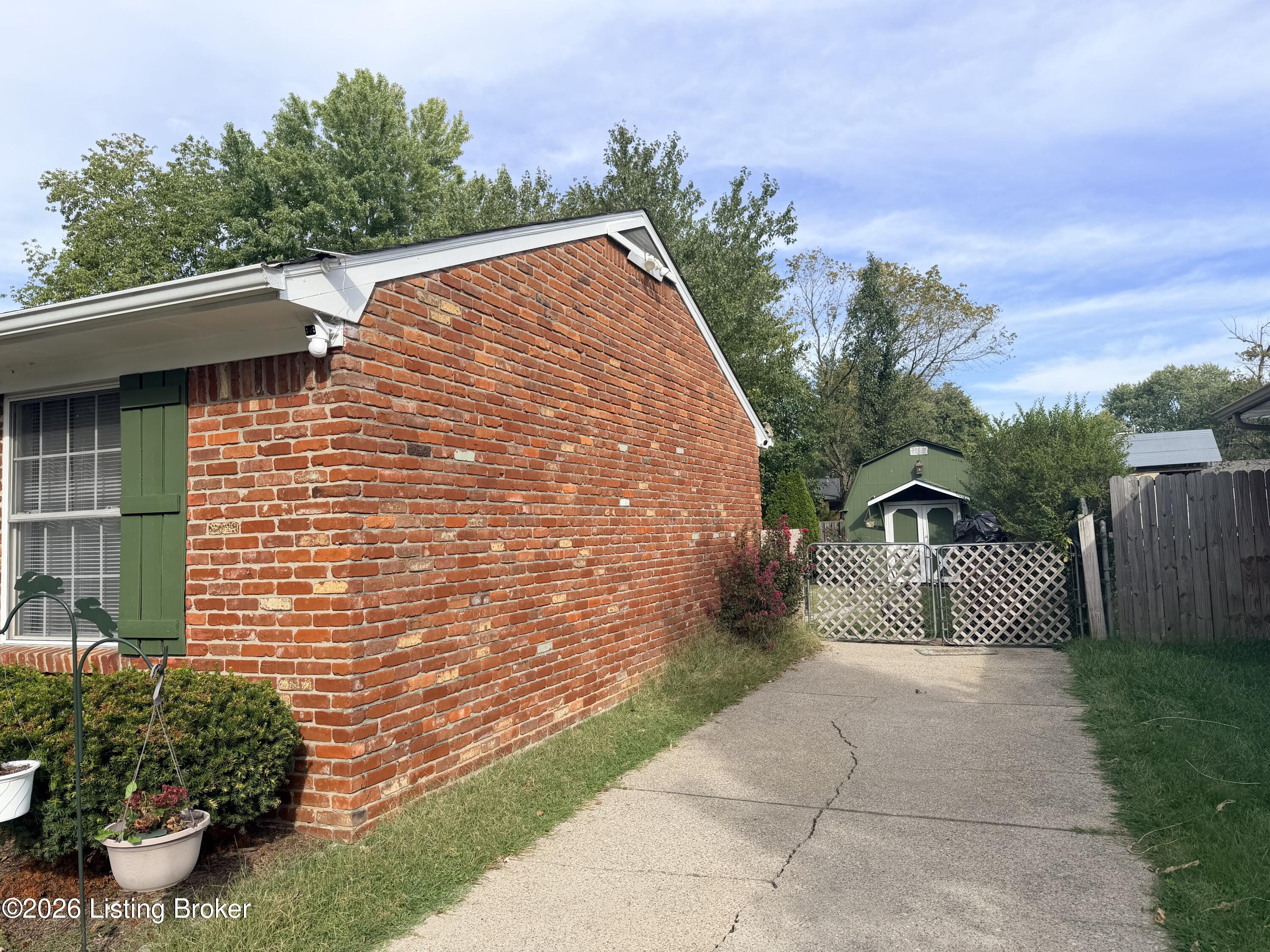 11003 Lanette Ct