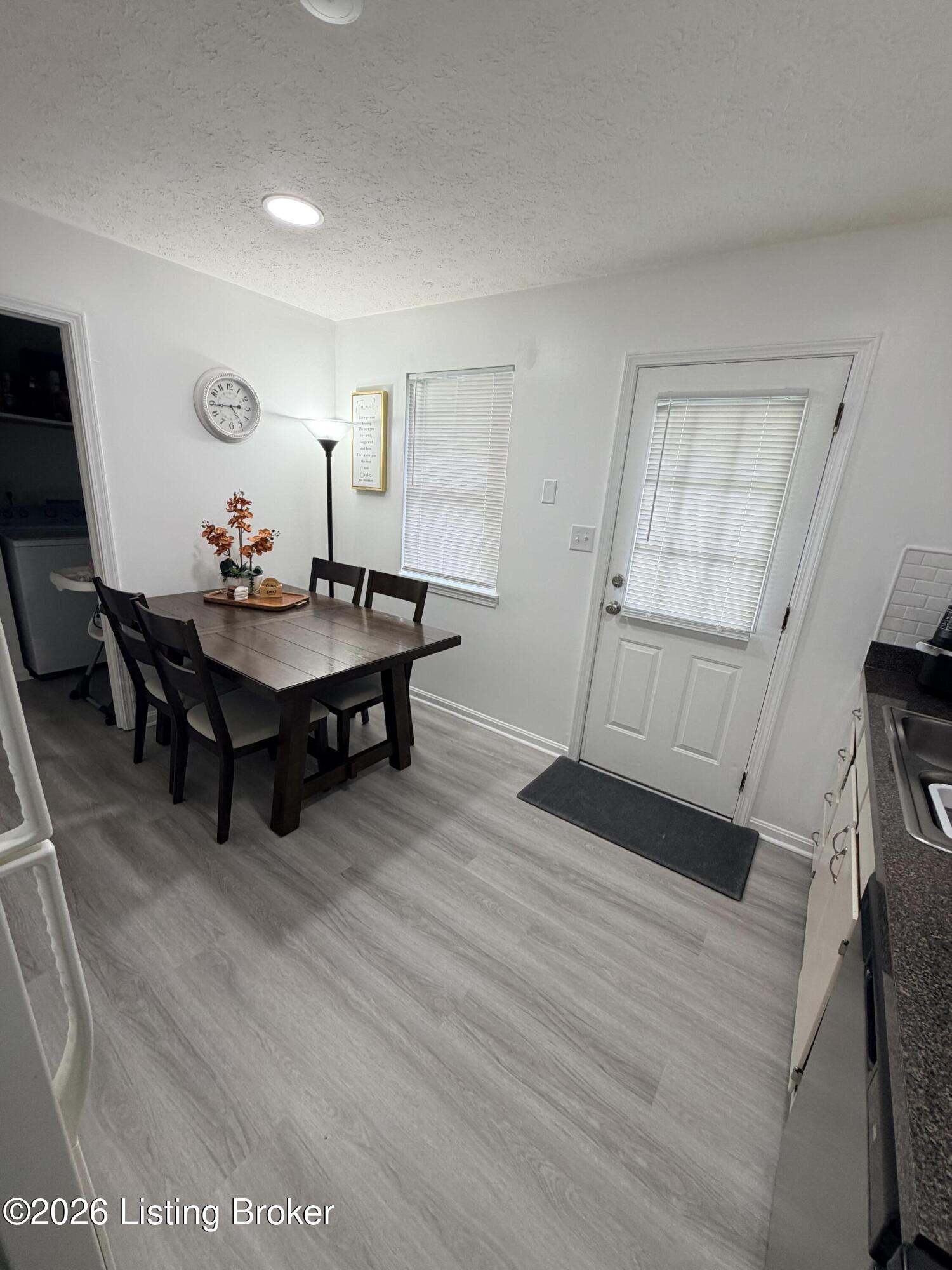 11003 Lanette Ct