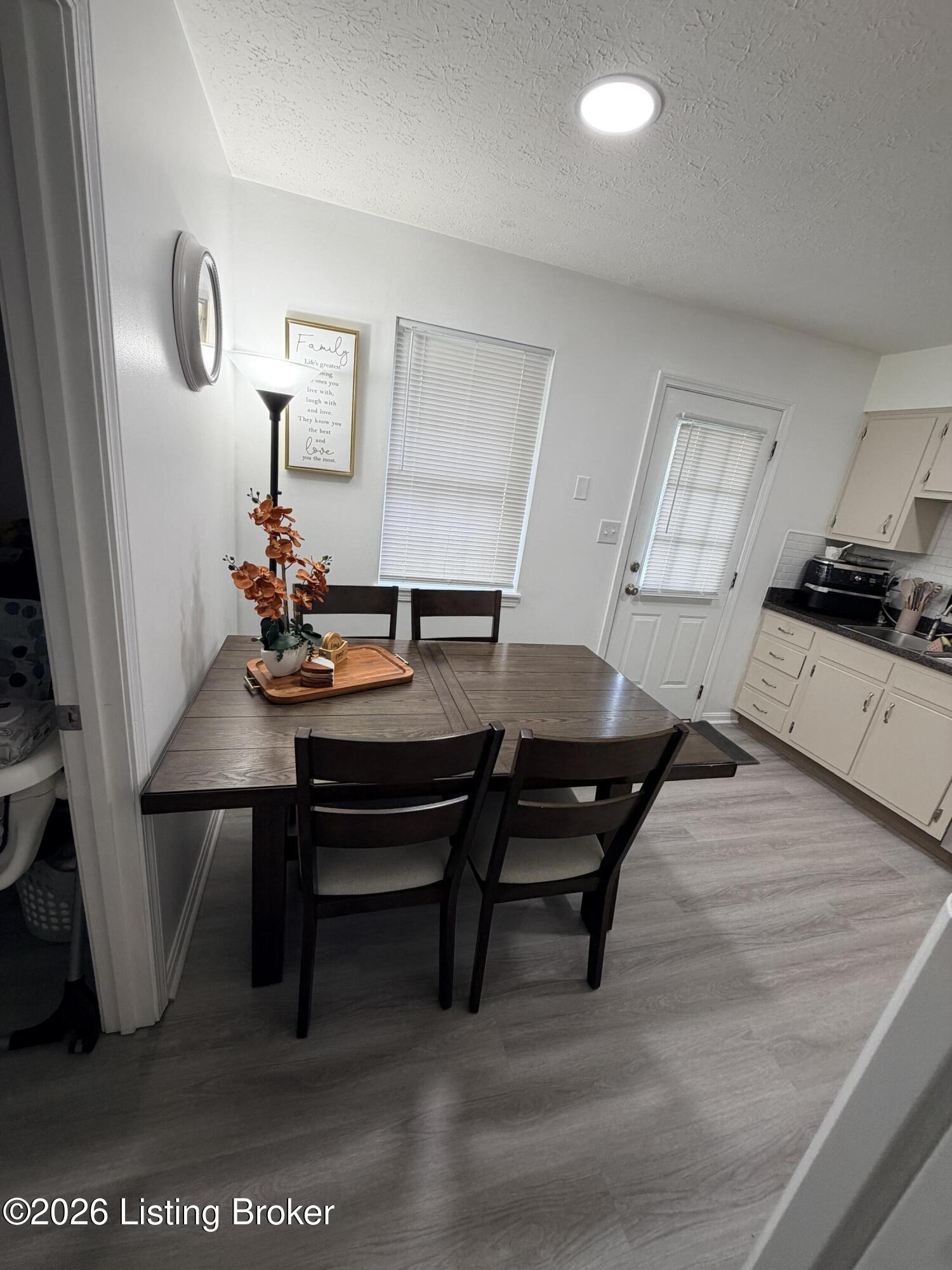11003 Lanette Ct