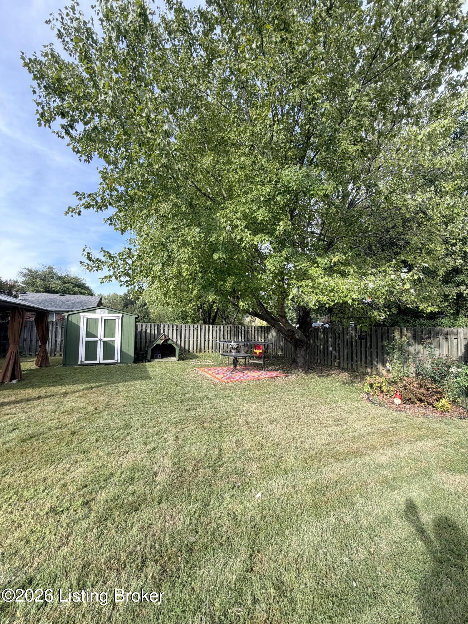 11003 Lanette Ct