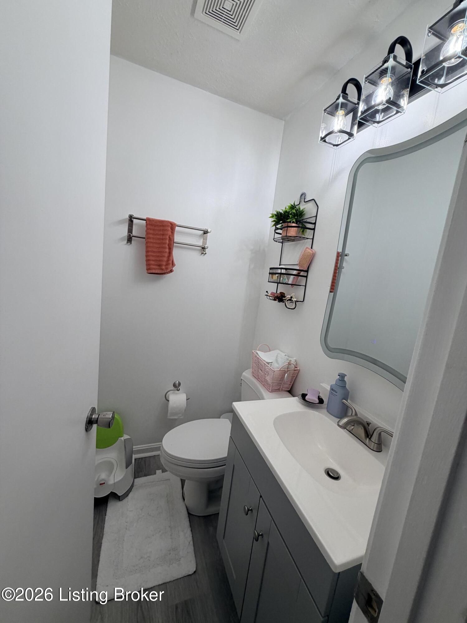 11003 Lanette Ct