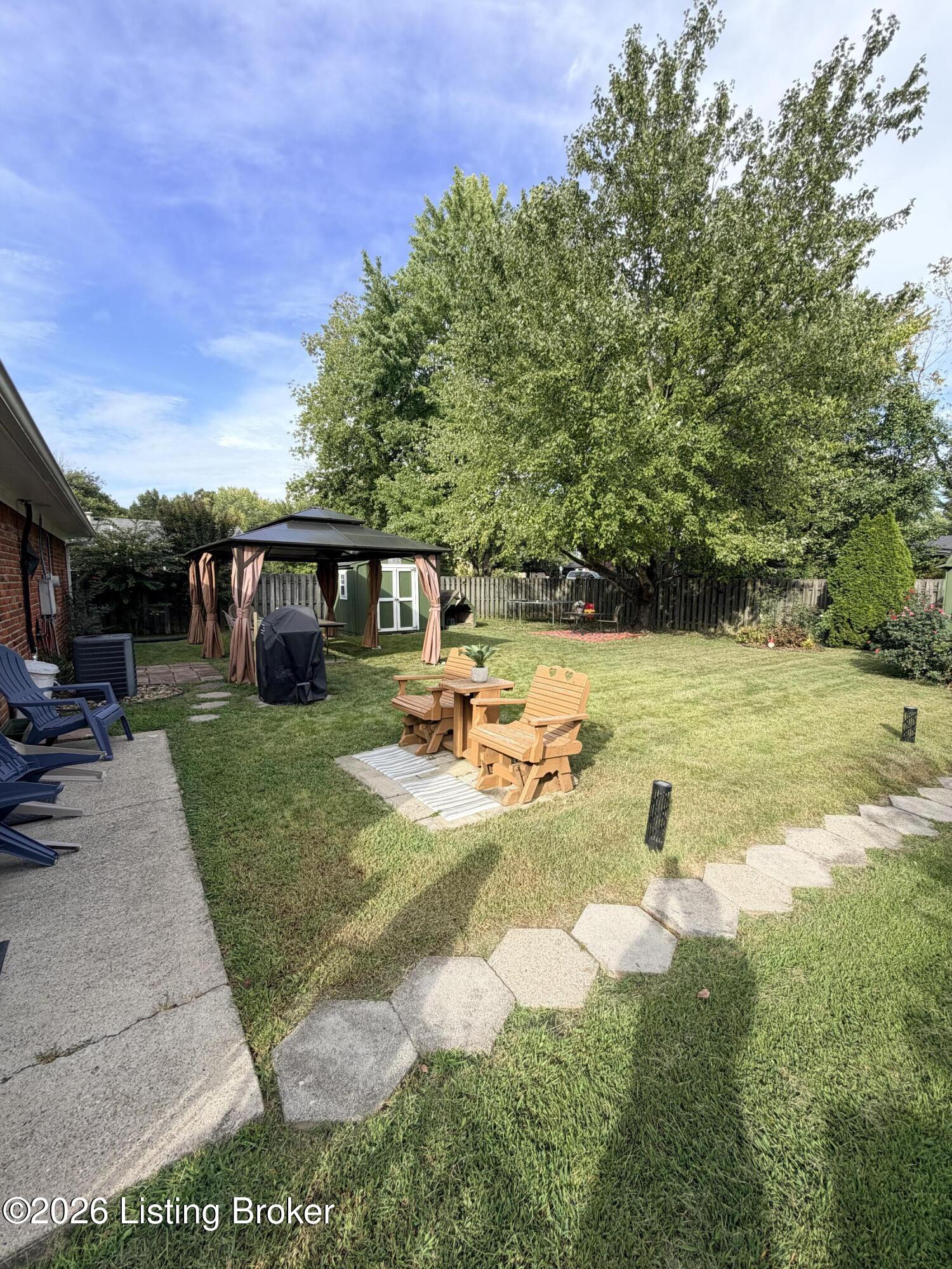 11003 Lanette Ct