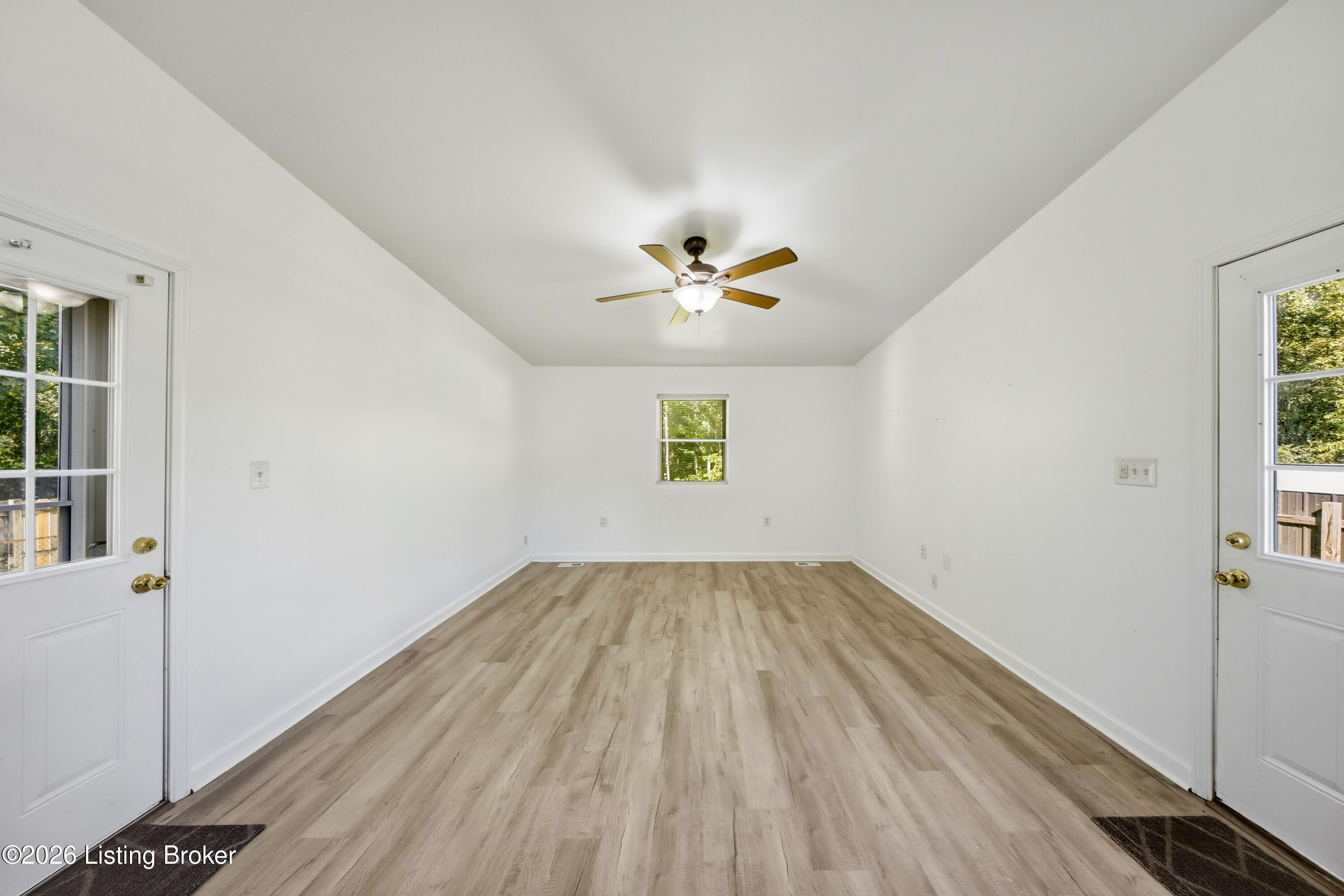 3419 Bonaventure Blvd