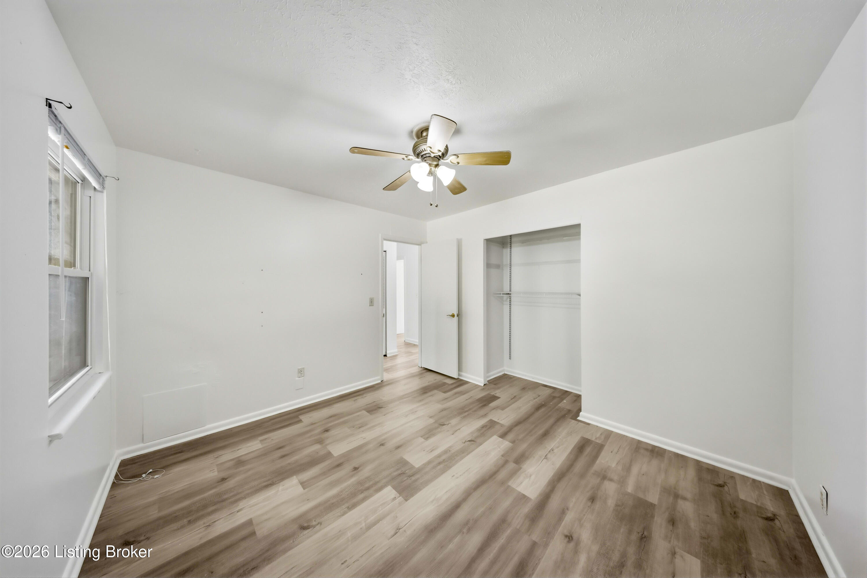 3419 Bonaventure Blvd