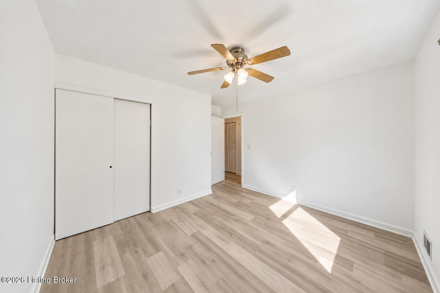 3419 Bonaventure Blvd