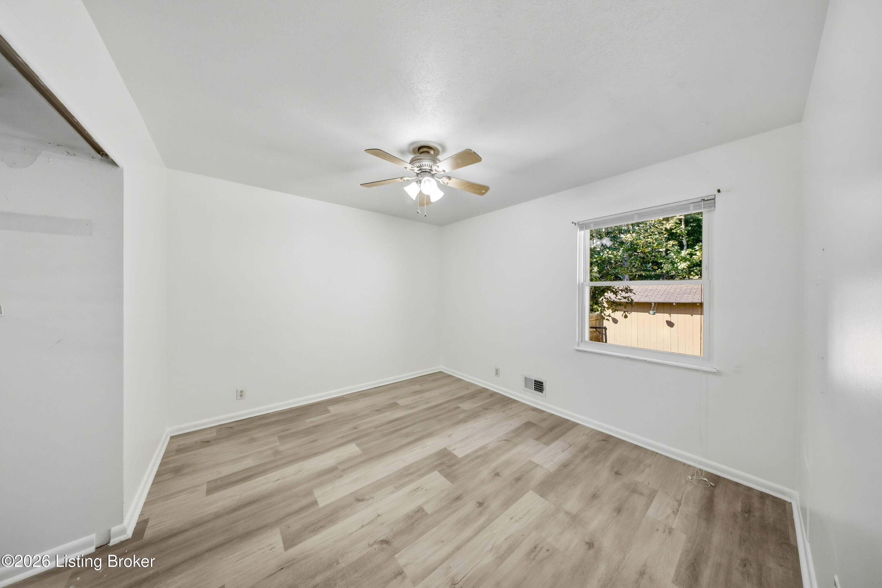 3419 Bonaventure Blvd