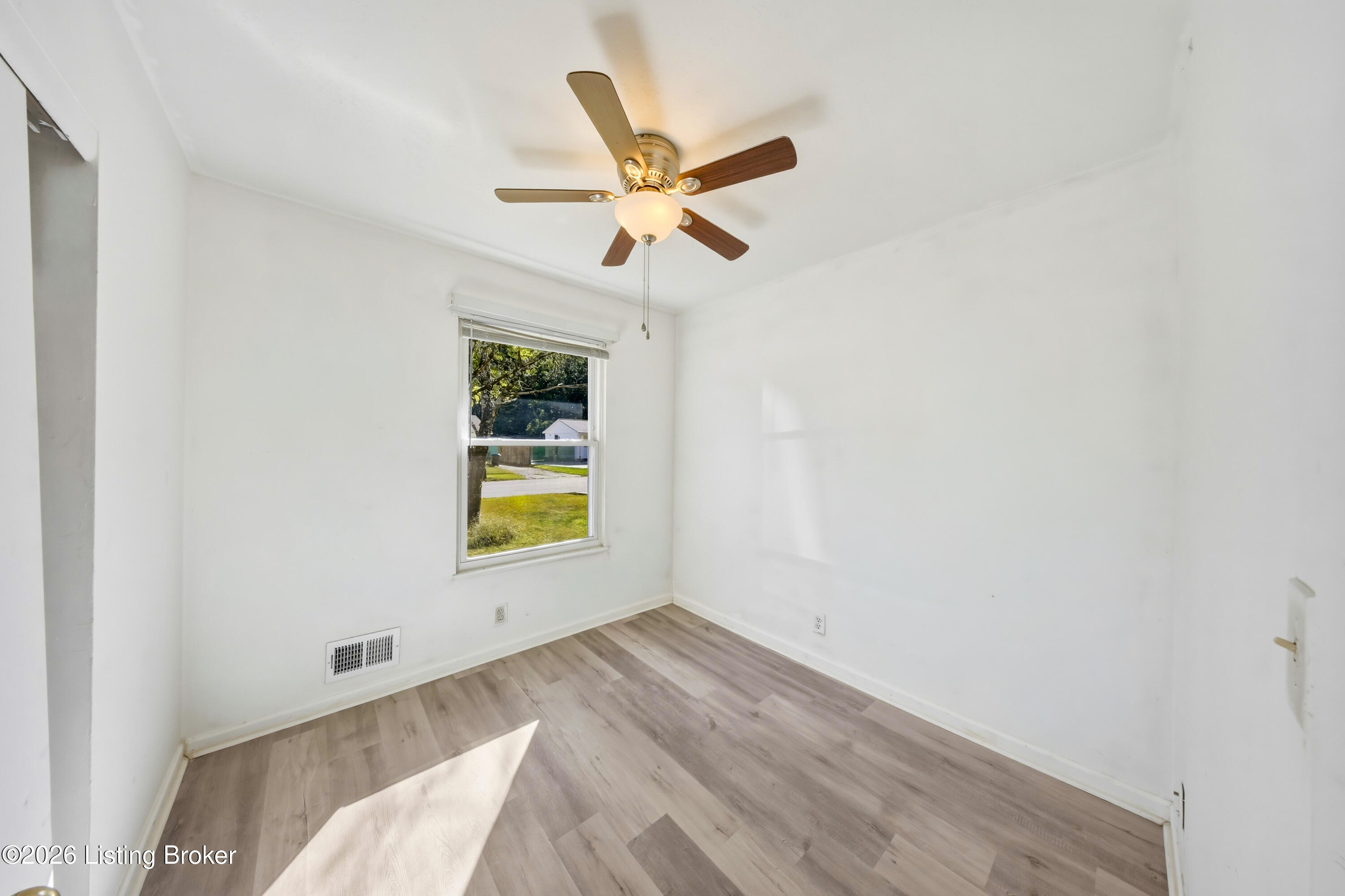 3419 Bonaventure Blvd