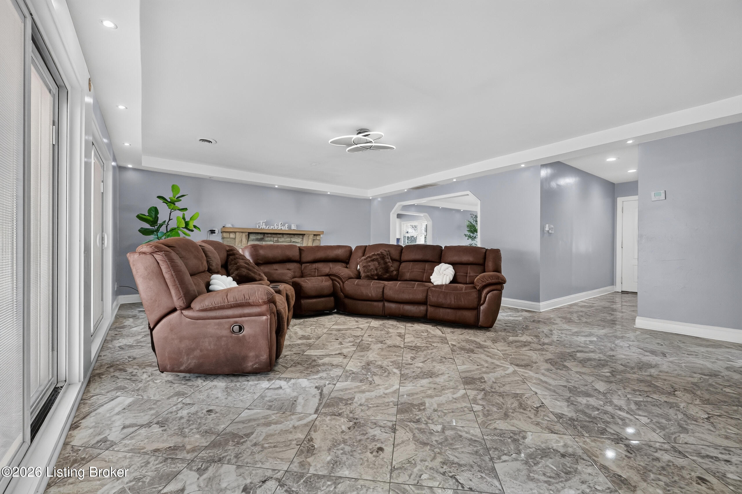 6802 Homestead Dr
