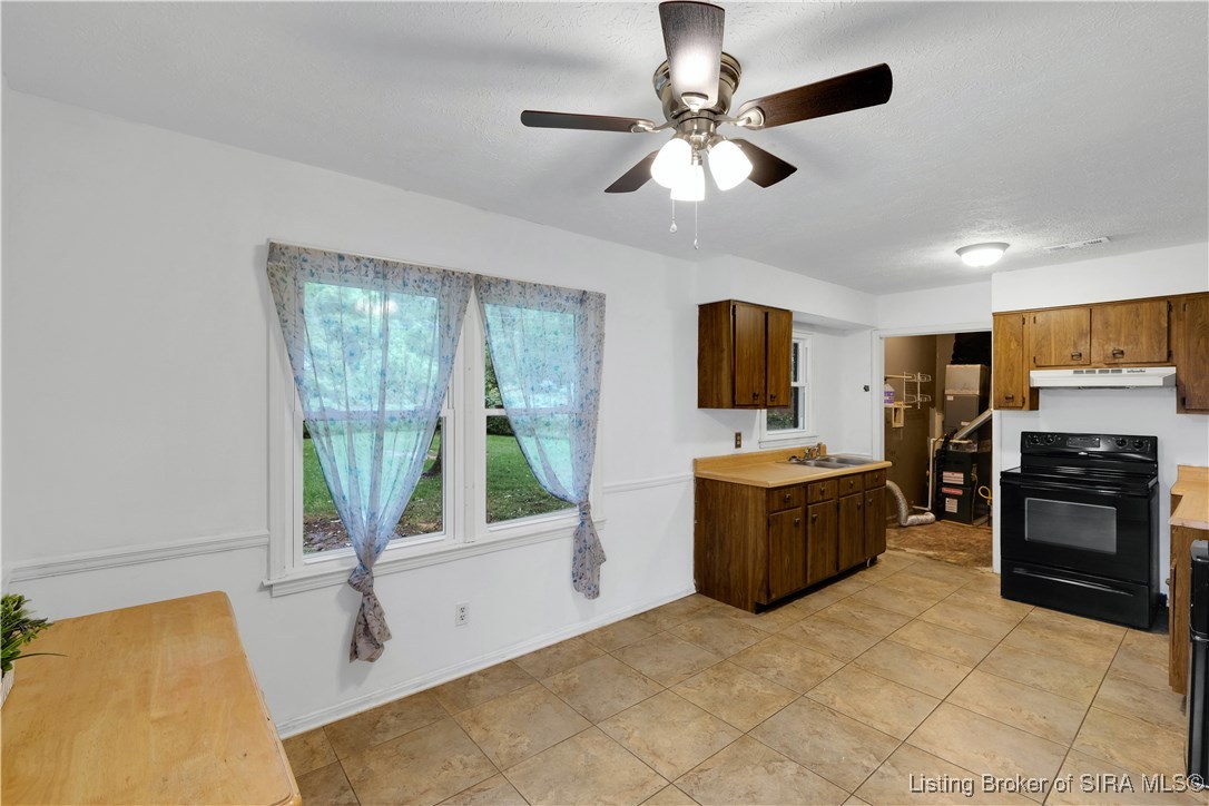 318 Hawthorne Drive
