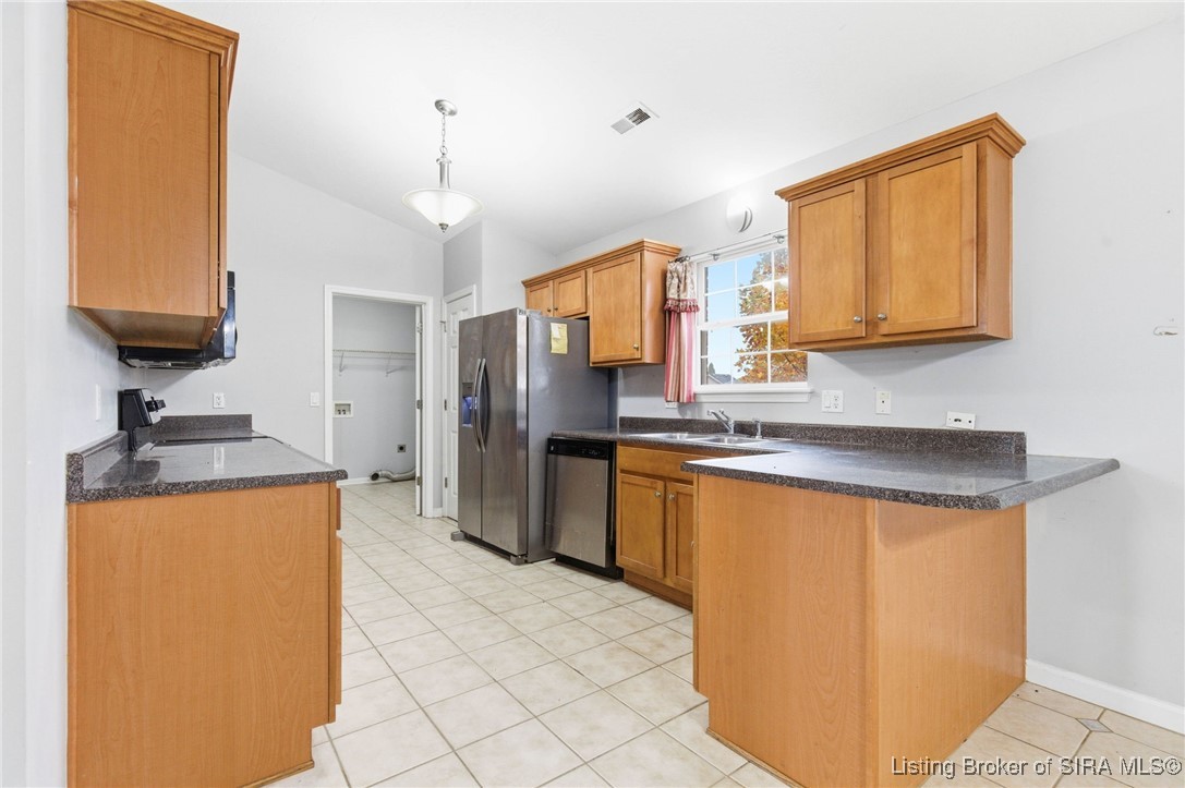 6325 Sky View Lane