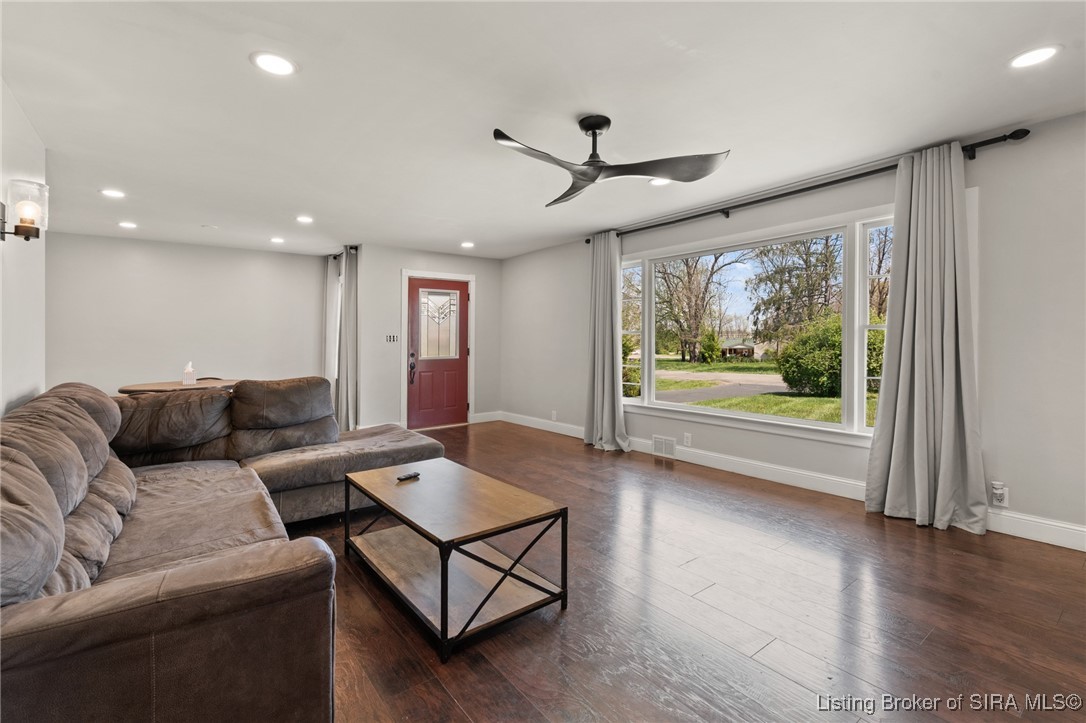 6837 Diamond Heights