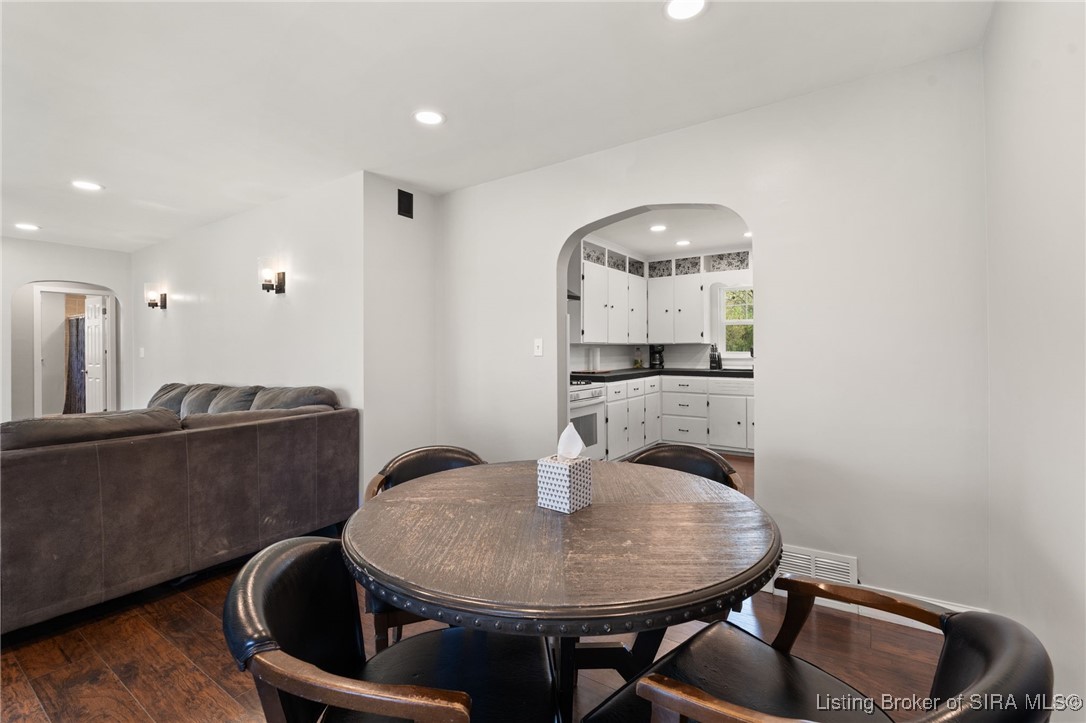 6837 Diamond Heights