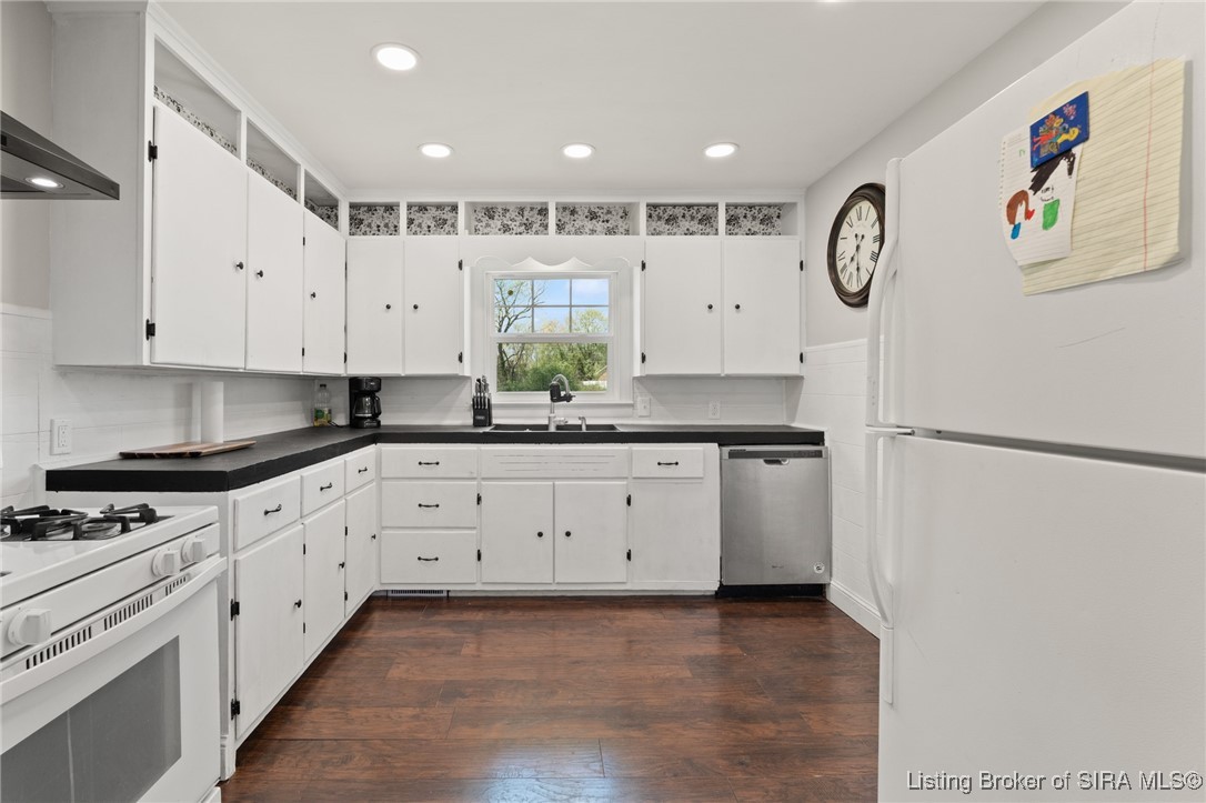 6837 Diamond Heights