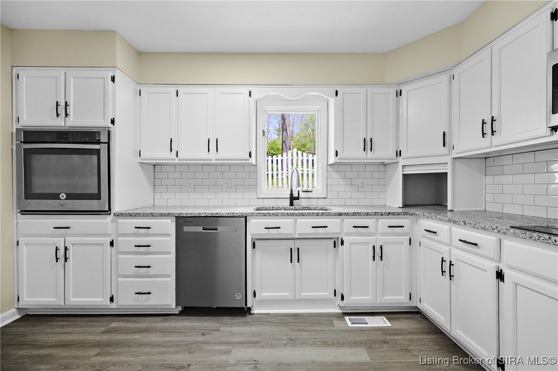 4052 Tanglewood Drive