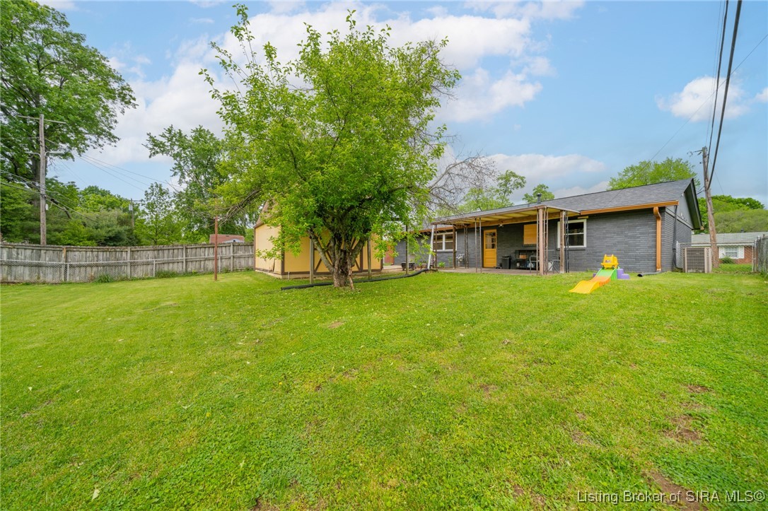 1001 Jonquil Drive