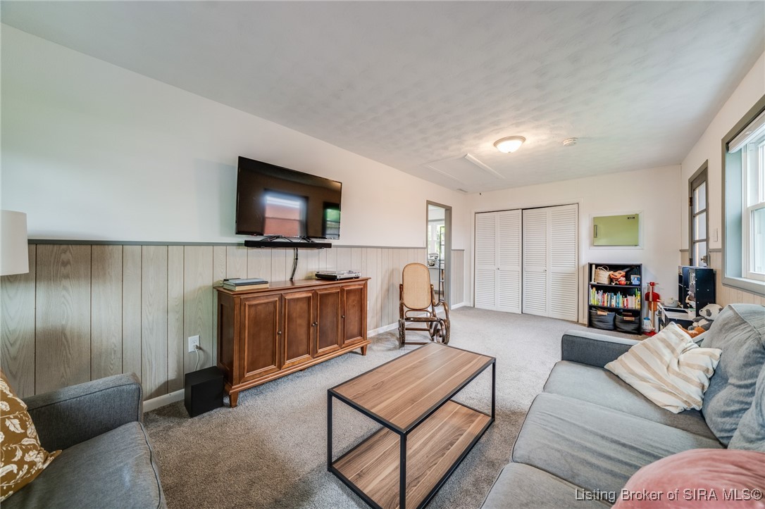 1001 Jonquil Drive