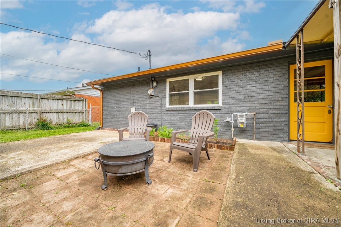 1001 Jonquil Drive