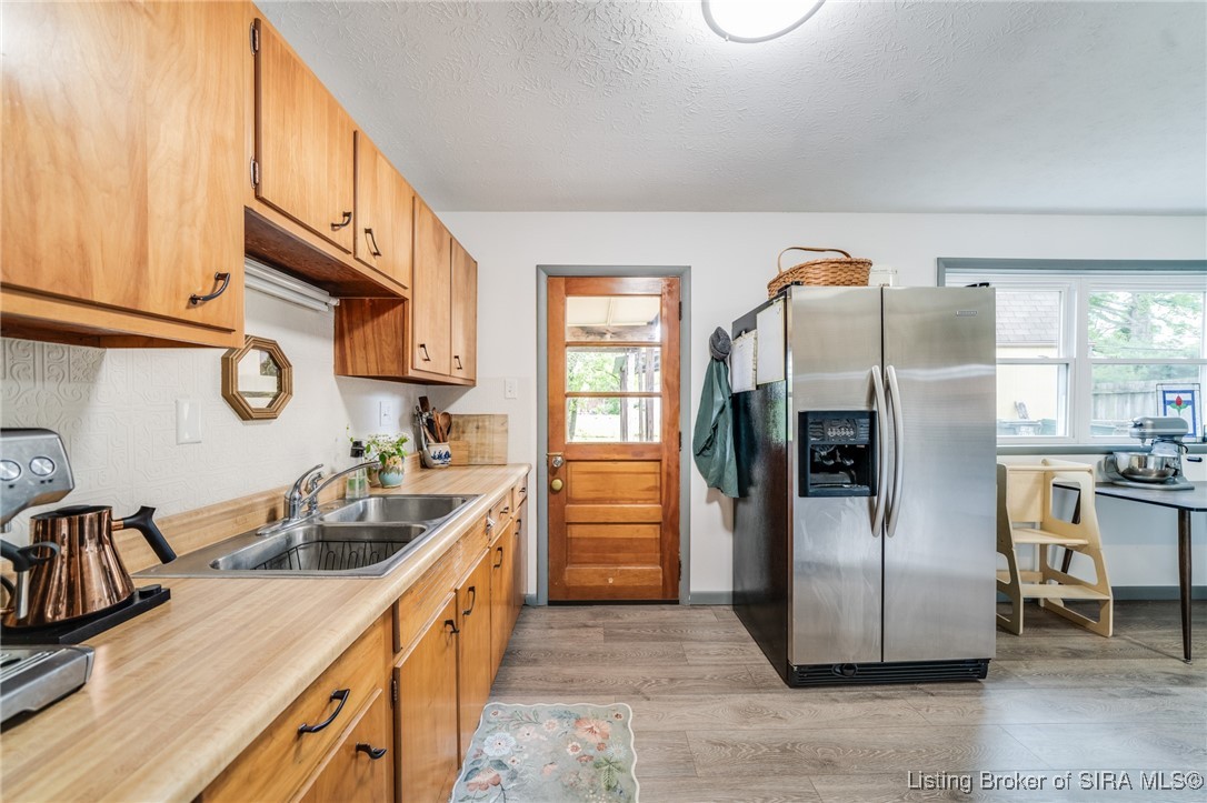1001 Jonquil Drive