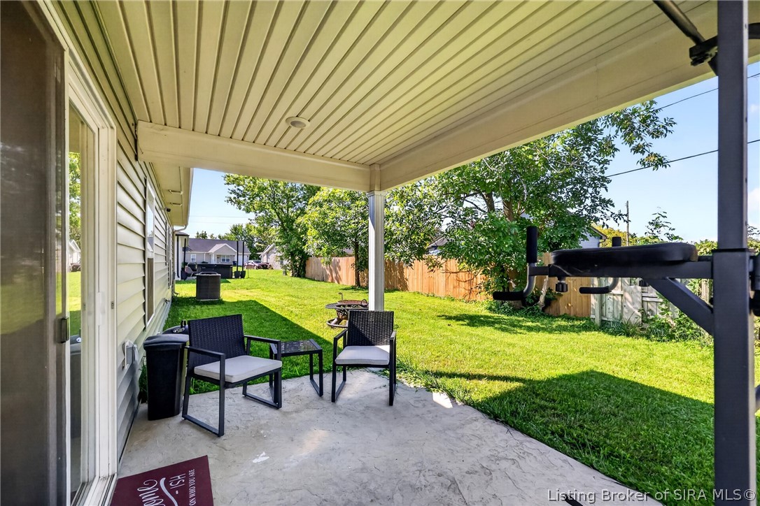 106 Kenwood Avenue