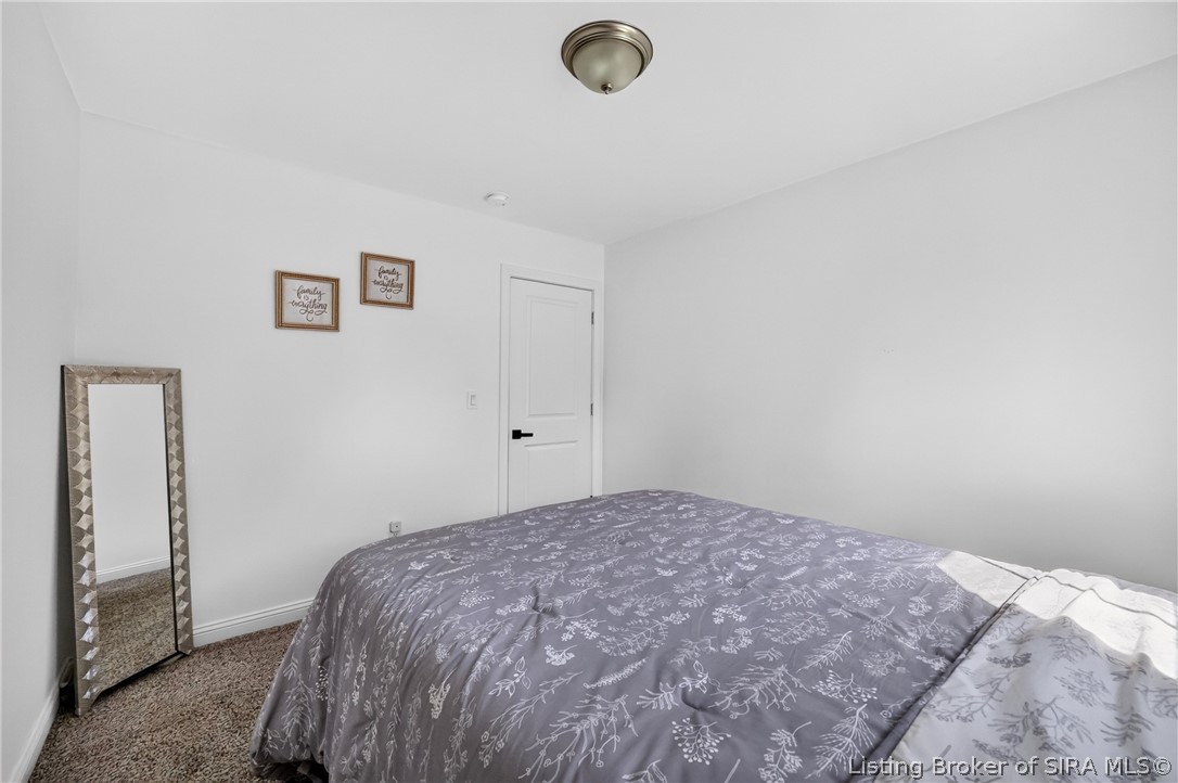 106 Kenwood Avenue